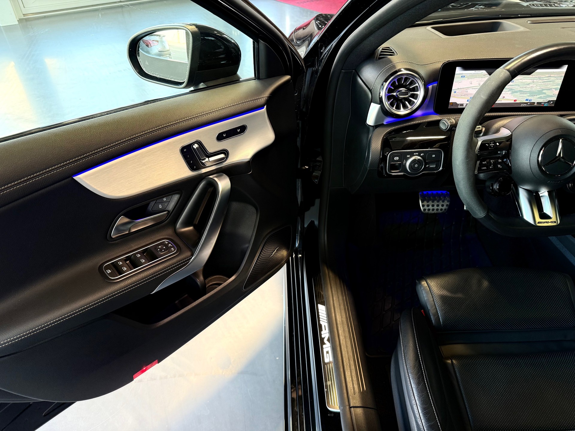 MERCEDES-BENZ A AMG 45 S 4Matic+ 8G-DCT-image-8