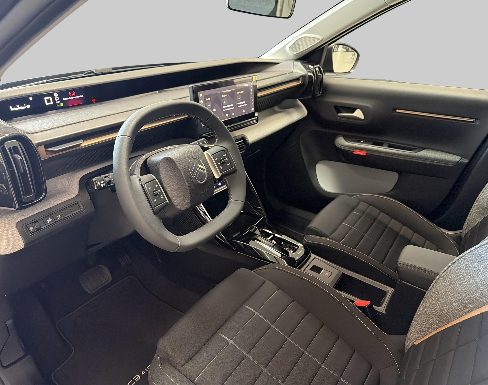 CITROEN C3 Aircross 1.2 Hybrid Tonic+-image-7