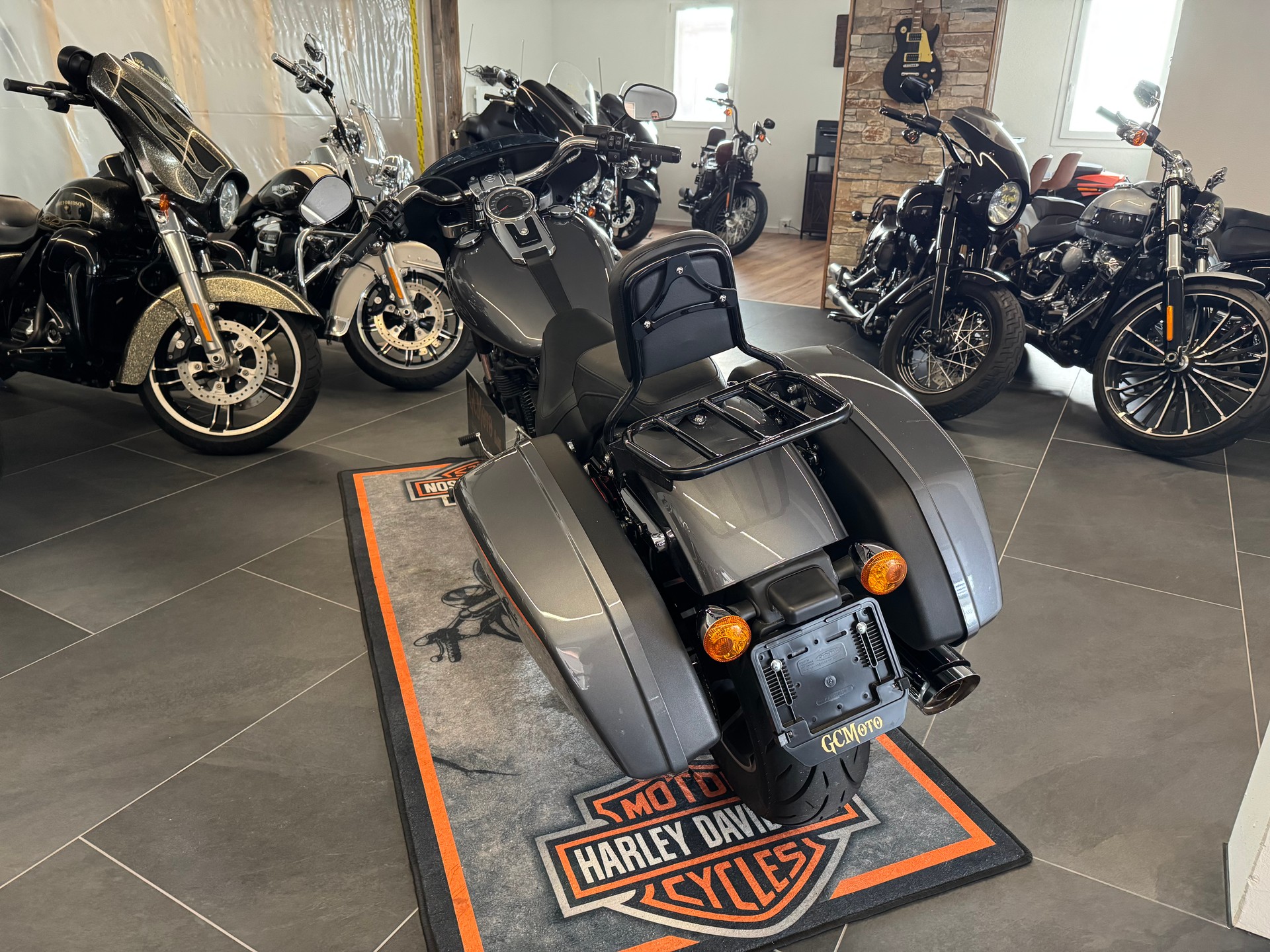 HARLEY-DAVIDSON FLSB Sport Glide 107 (35 kW Possible)-image-8