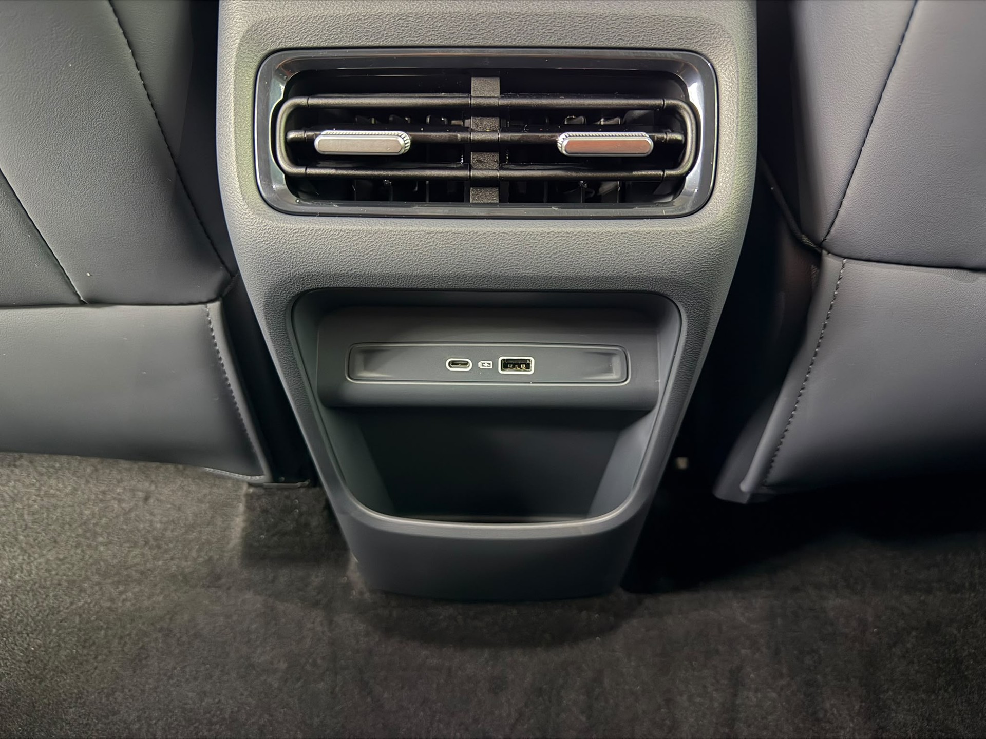GEELY STARRAY EM-i Pro +-image-29