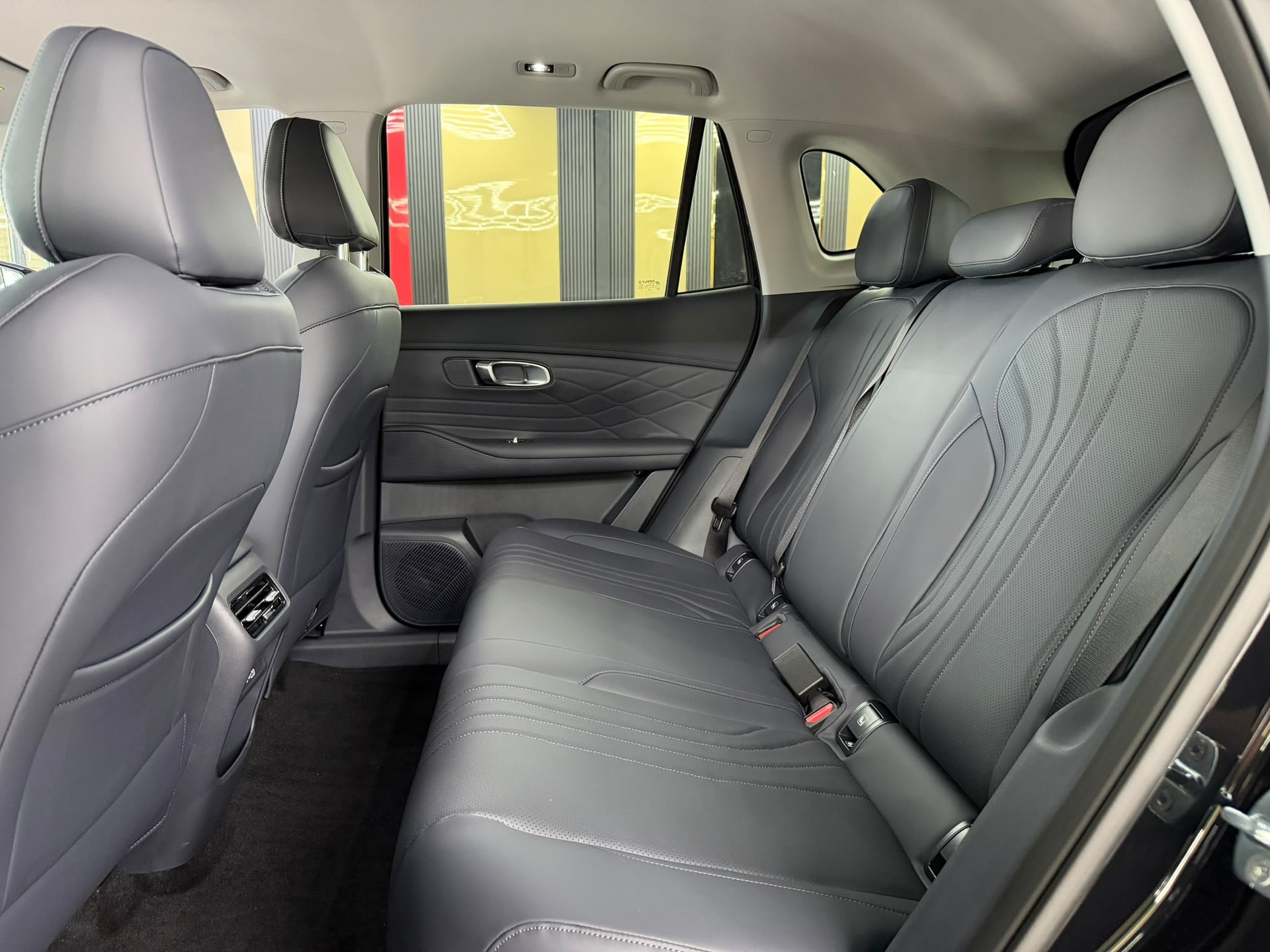 GEELY STARRAY EM-i Pro +-image-17