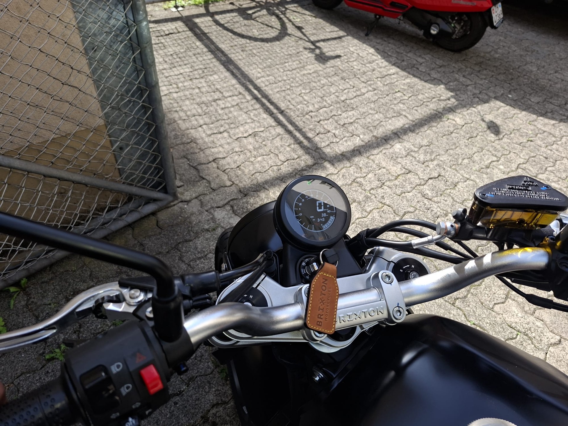 BRIXTON Crossfire 500-image-3