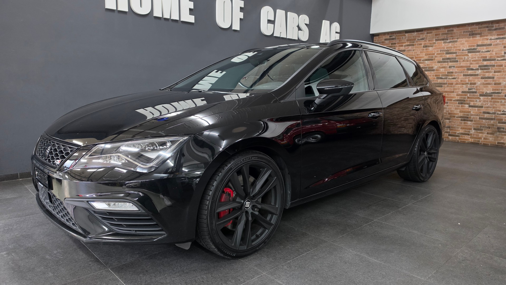 SEAT Leon ST 2.0 TSI Cupra 300 4 Drive DSG-showroom-element-2