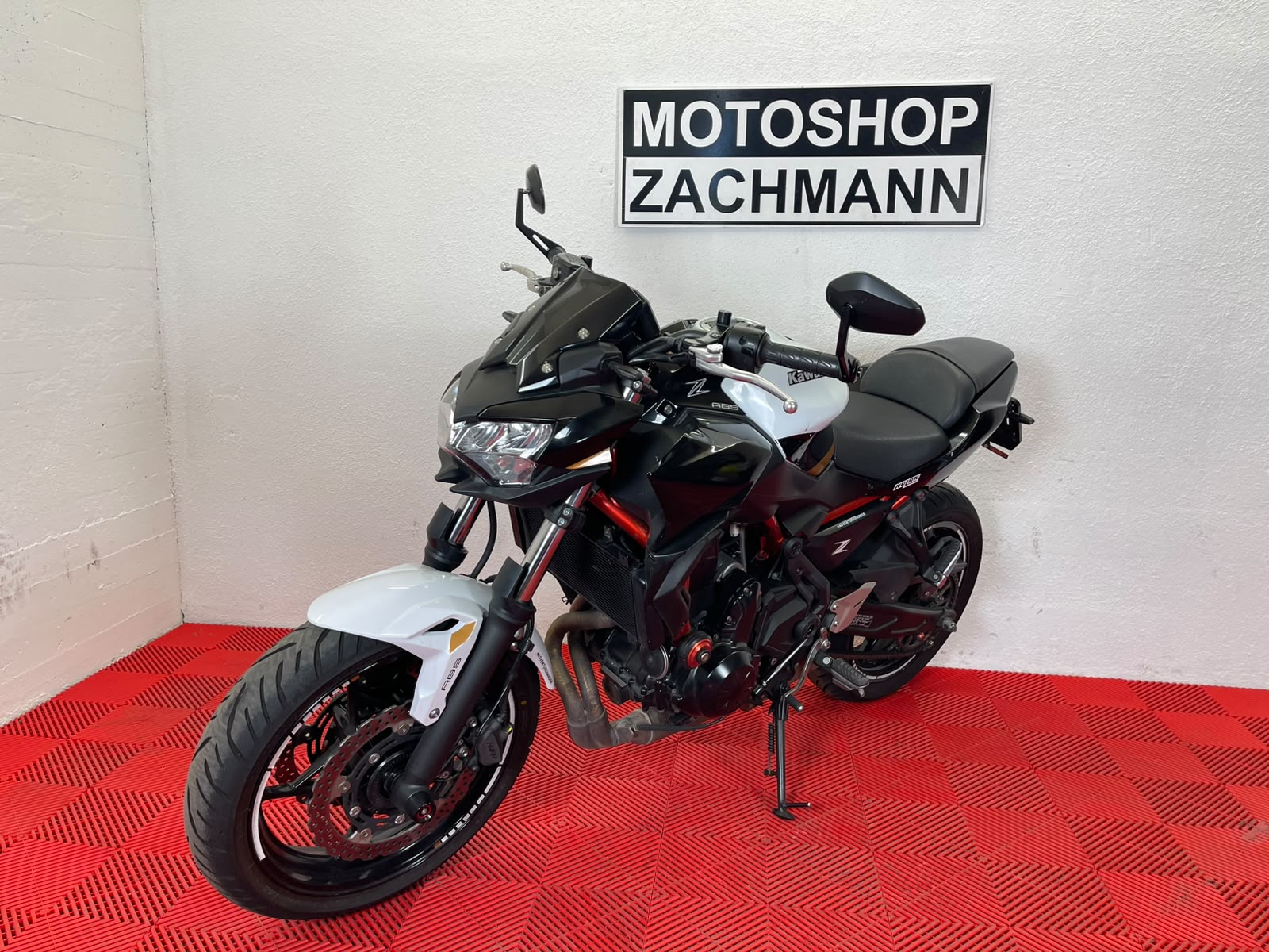 KAWASAKI Z 650 ABS (35kW)-image-1
