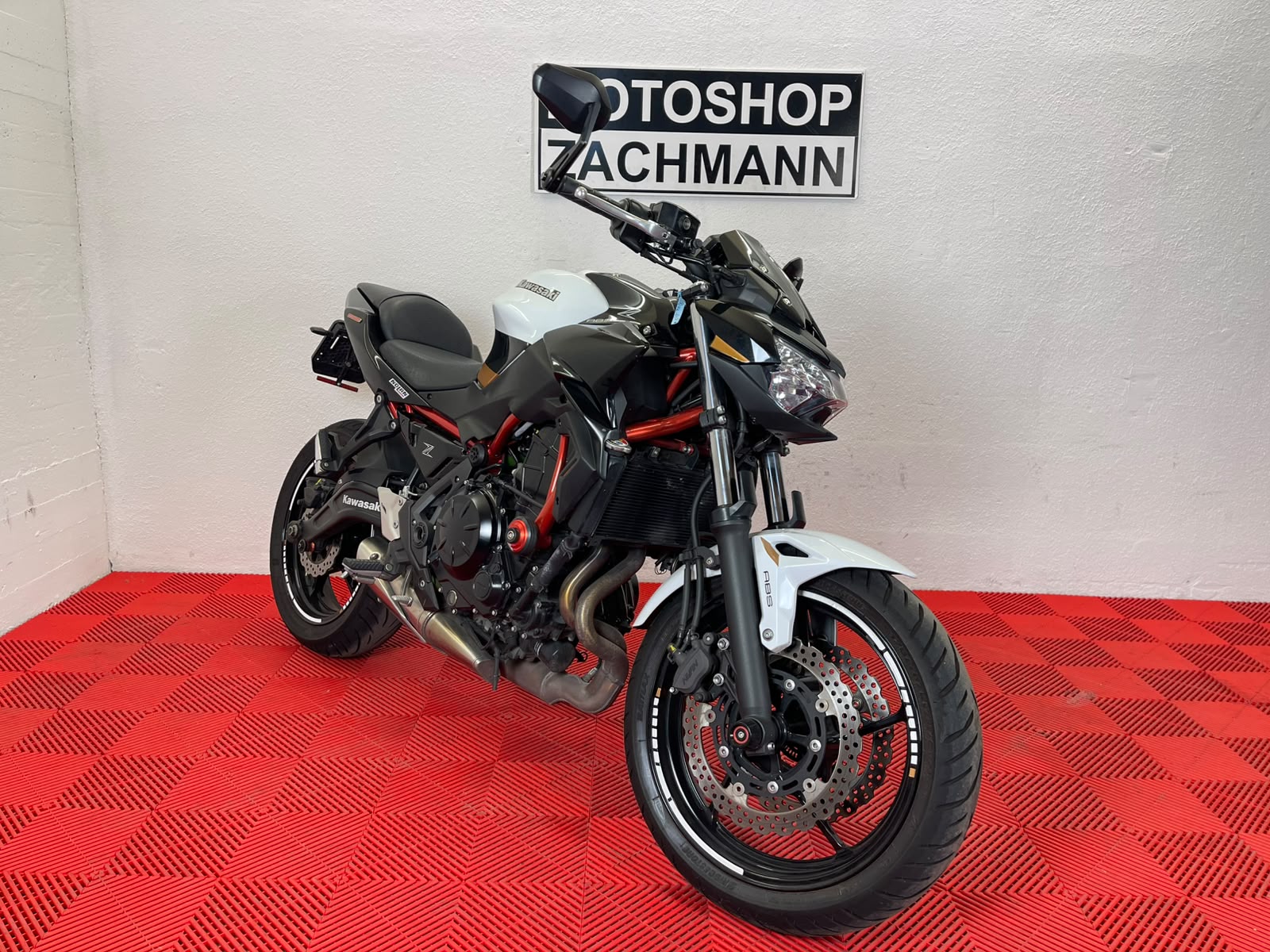 KAWASAKI Z 650 ABS (35kW)-image-2