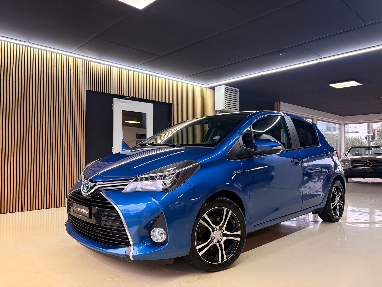 TOYOTA Yaris 1.5 VVT-i Hybrid Sol Premium e-CVT