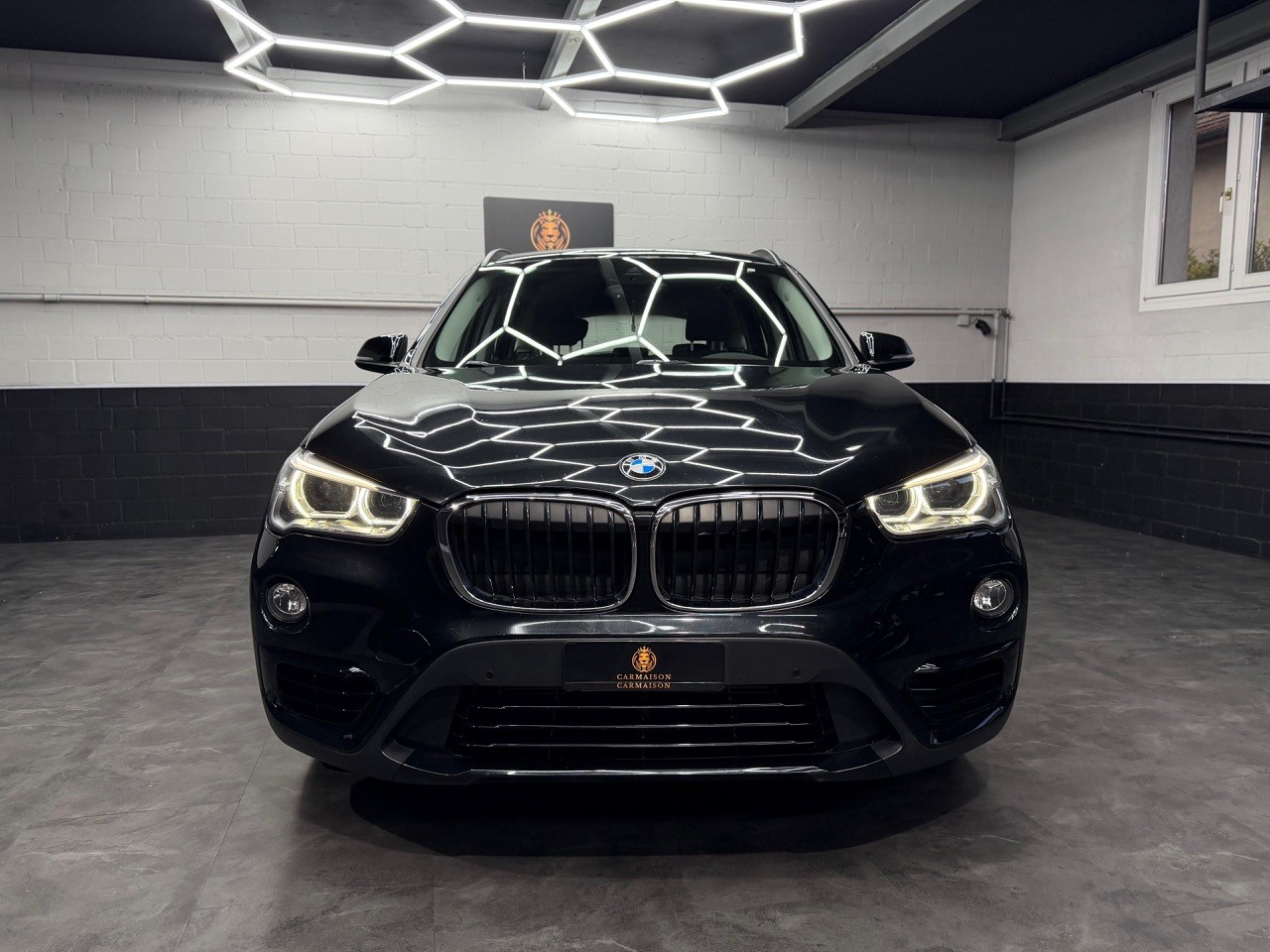 BMW X1 xDrive 18d Sport Line | ACC | Head-Up Display | Rückfahrkamera | CH-Auto-showroom-element-1