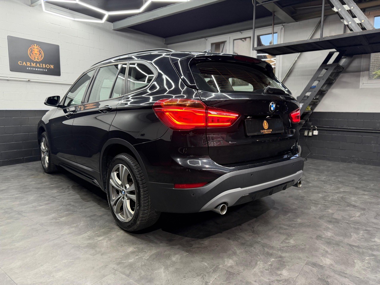 BMW X1 xDrive 18d Sport Line | ACC | Head-Up Display | Rückfahrkamera | CH-Auto-image-6