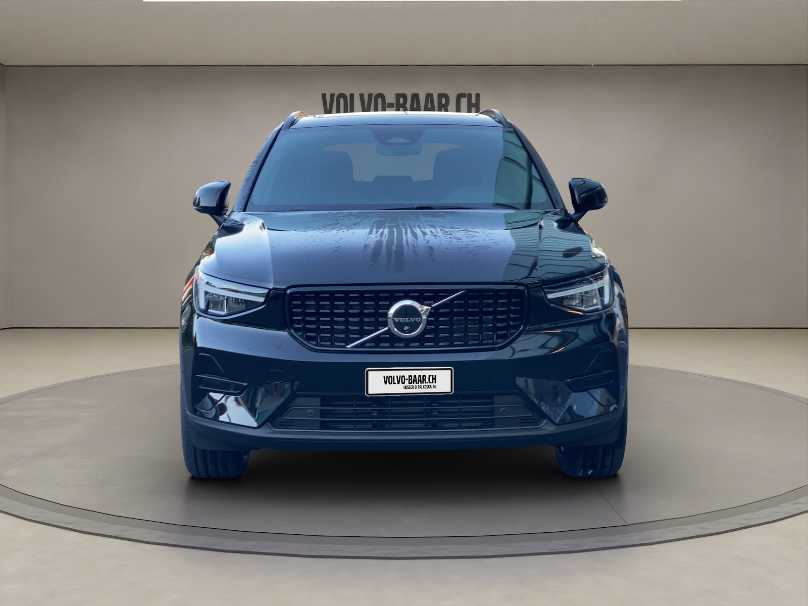 VOLVO XC40 2.0 B3 MH Plus Dark-image-7