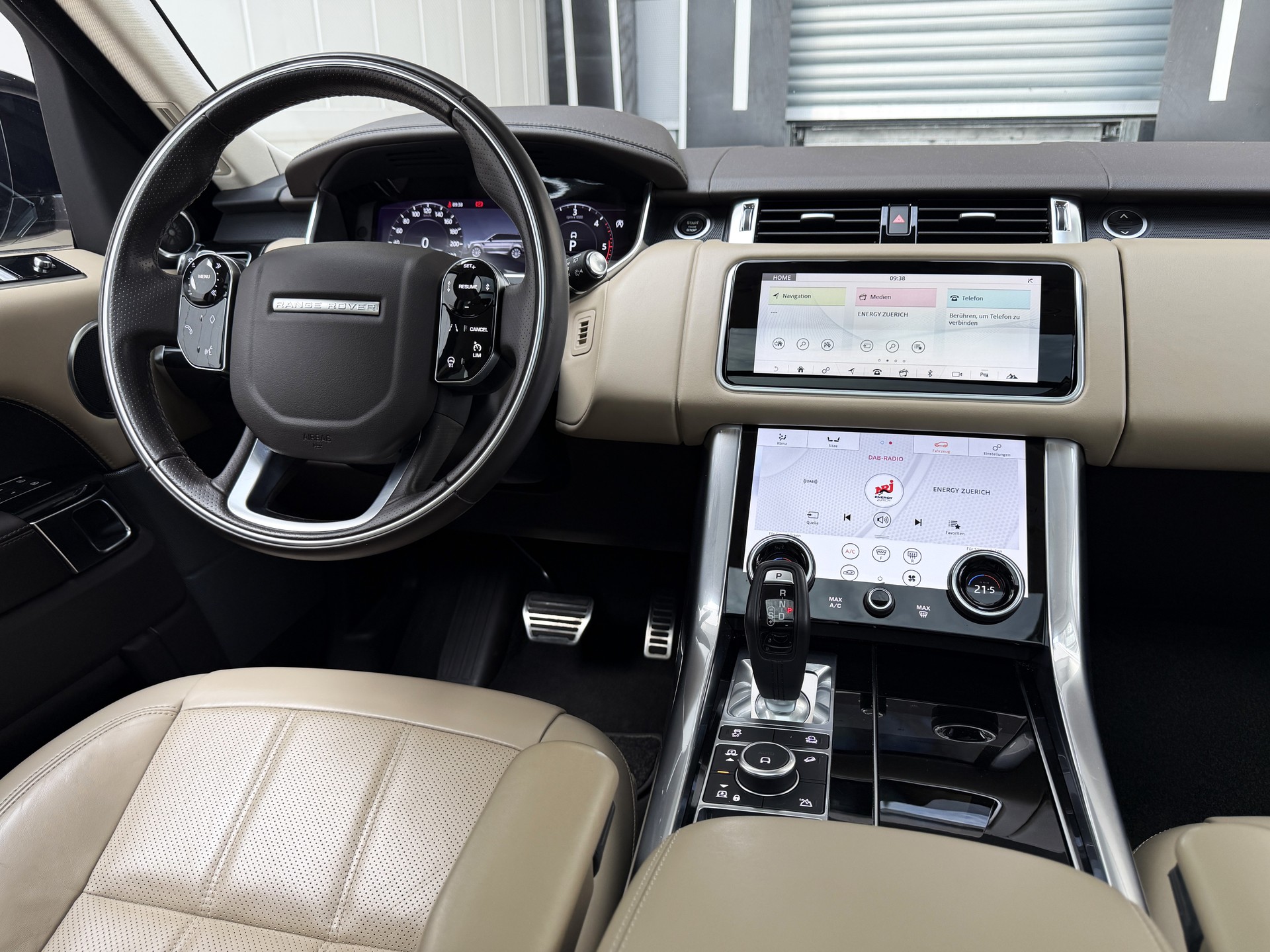 LAND ROVER Range Rover Sport D300 3.0D I6 MHEV HSE Dynamic 301PS - *1.HAND* - *VOLLAUSSTATTUNG* - *AHK 3500KG* - *GARANTIE*-image-19