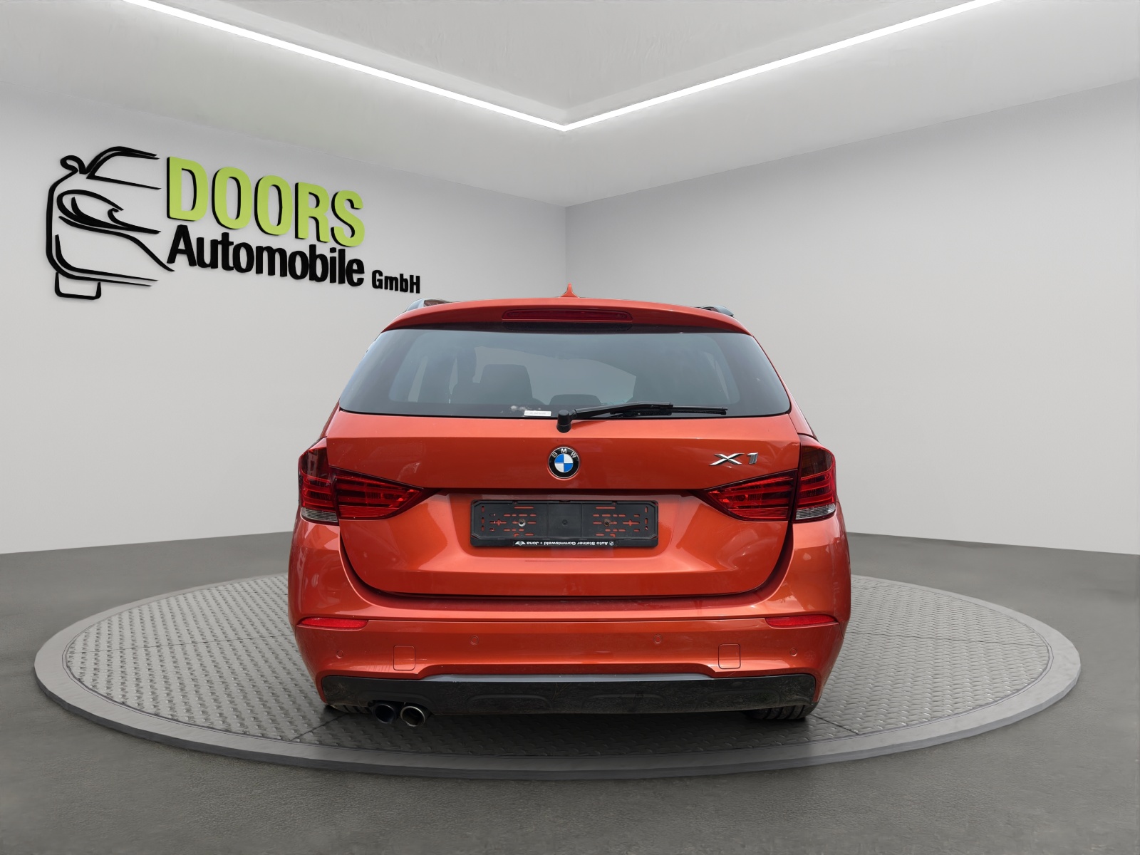 BMW X1 xDrive 28i Sport Line Steptronic-showroom-element-3