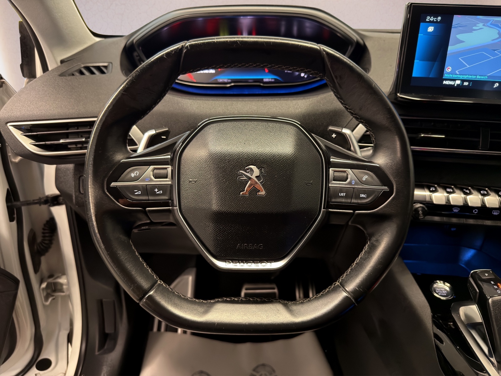 PEUGEOT 5008 1.5 BlueHDi Road Trip EAT8-image-9