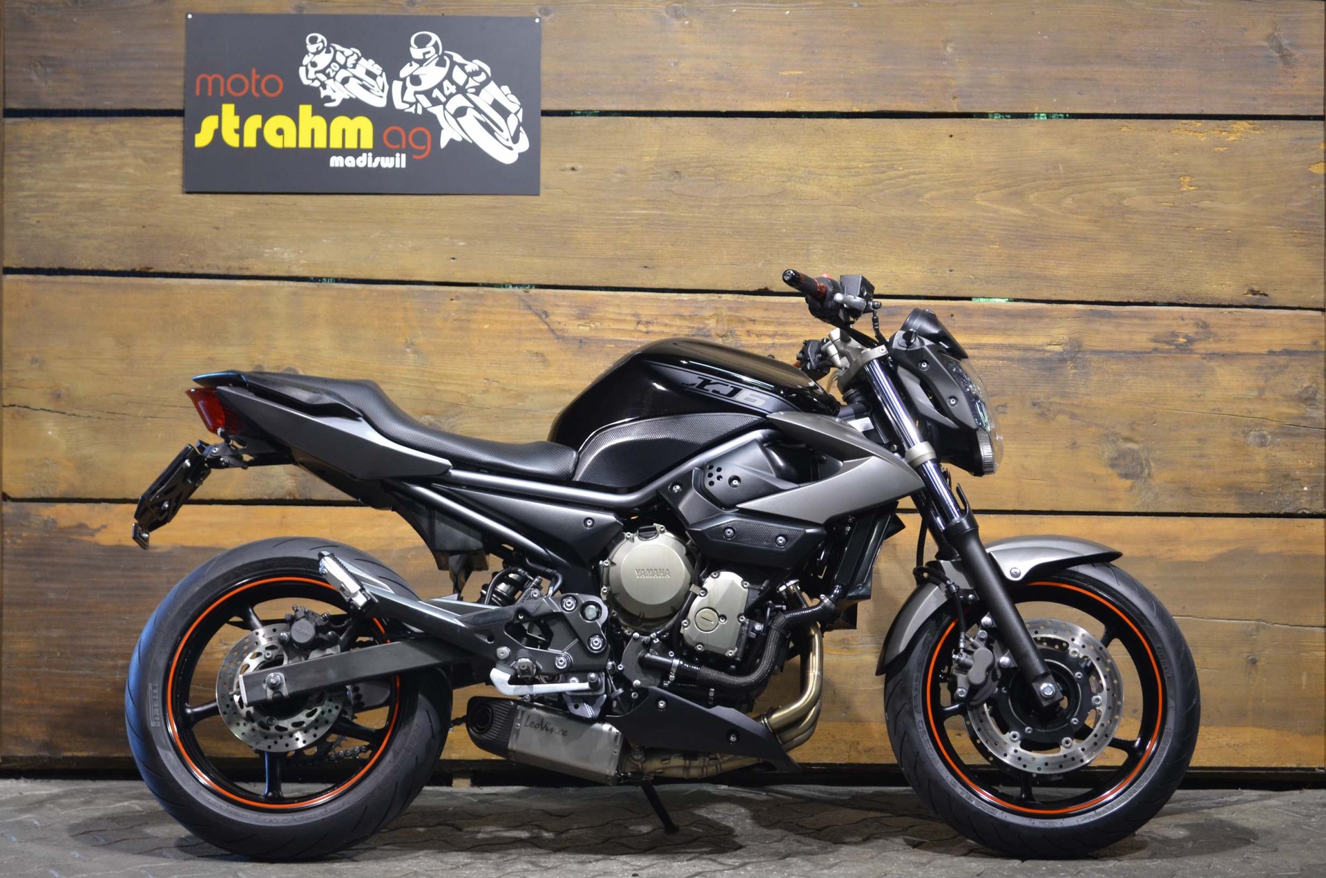 YAMAHA XJ6 N-image-1