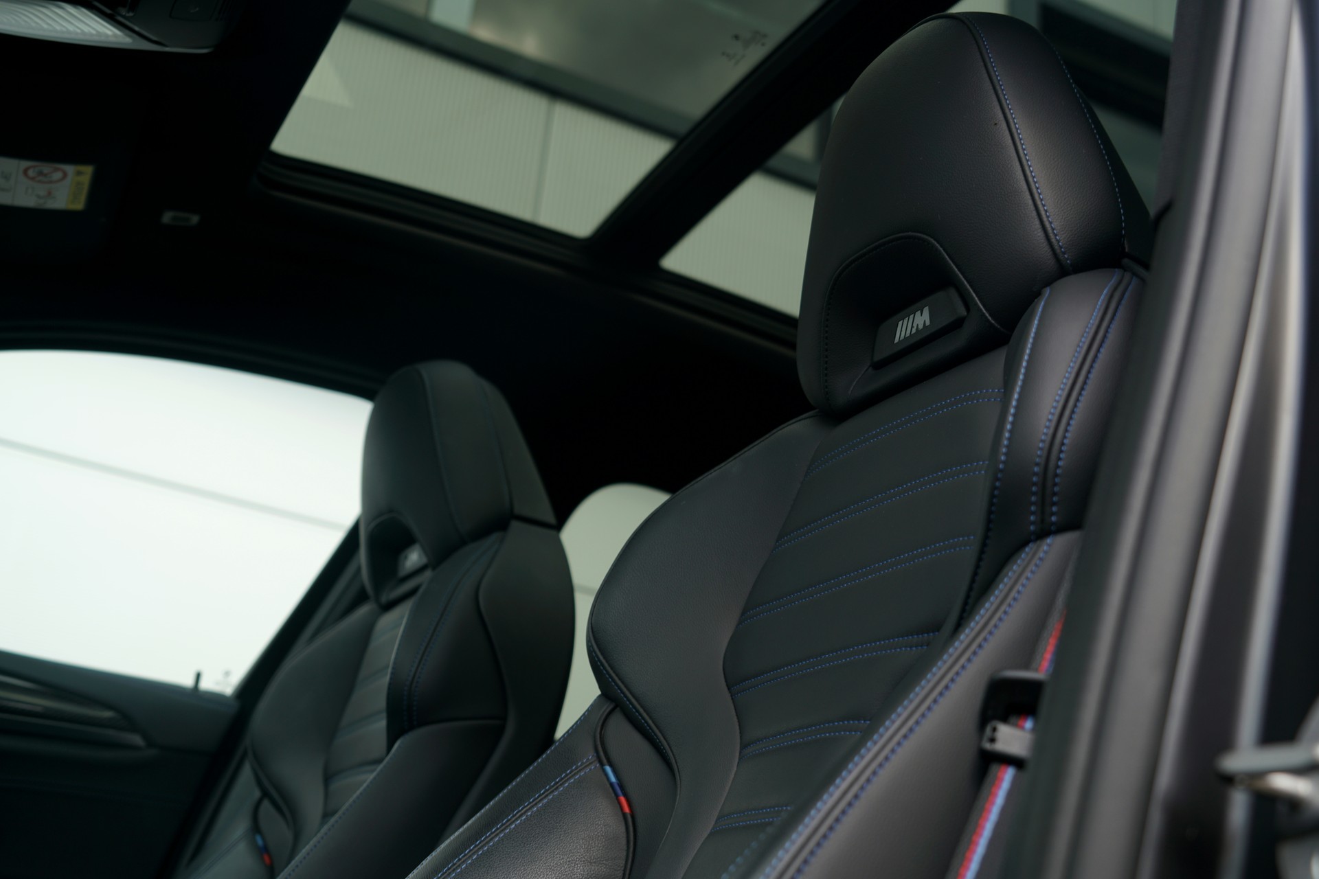 BMW X4 M40i 48V M Sport Edition Steptronic (CH)-image-4