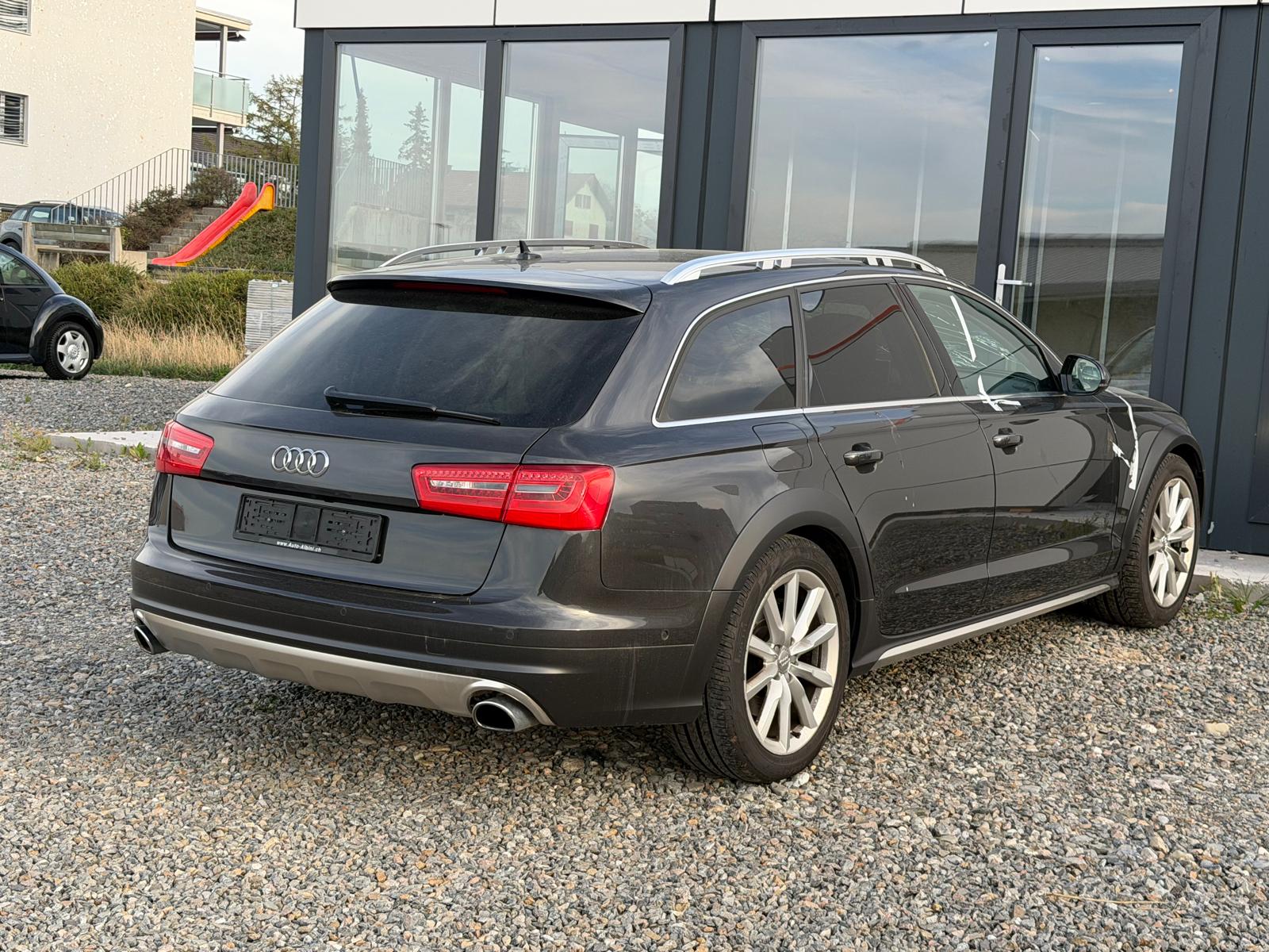 AUDI A6 allroad 3.0 BiTDI V6 quattro tiptronic *HAGELSCHADEN* **Jetzt nur noch CHF 10'900.- statt CHF 14'900.-**-image-17