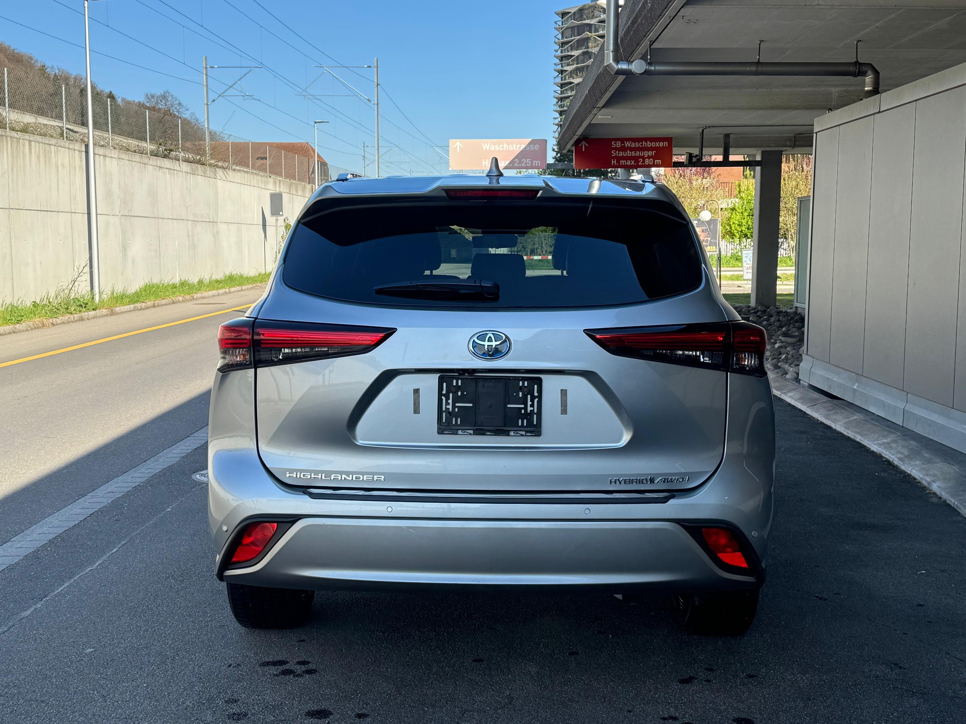 TOYOTA Highlander 2.5 HSD Premium e-CVT-image-5