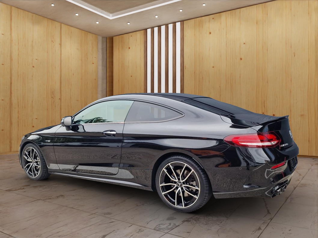 MERCEDES-BENZ C 43 AMG 4Matic 9G-tronic-image-4