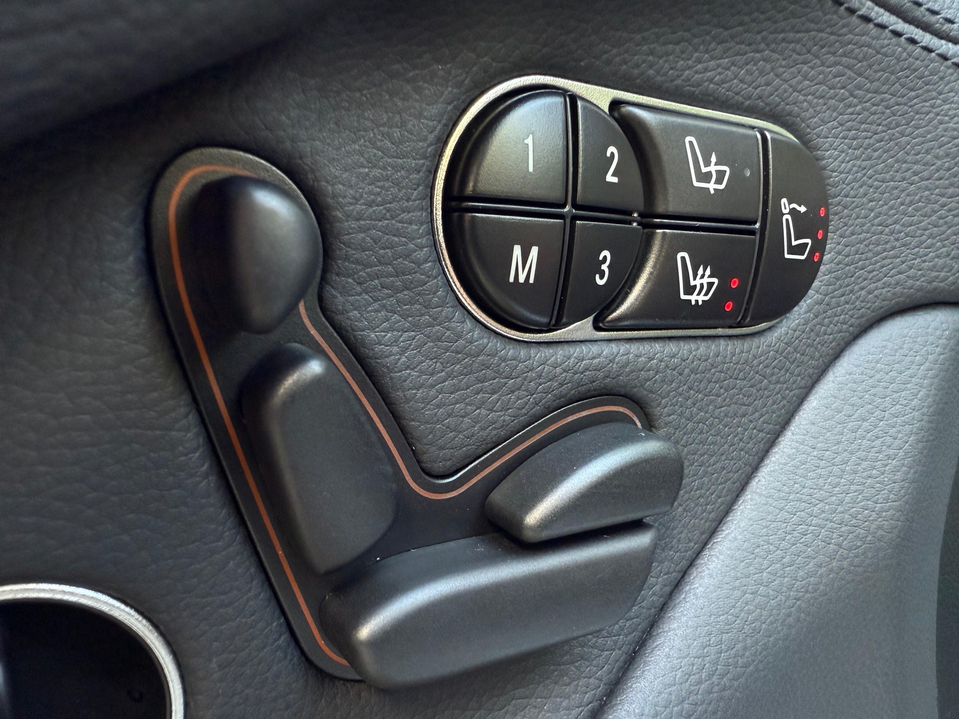 MERCEDES-BENZ SL 500 7G-Tronic-image-11