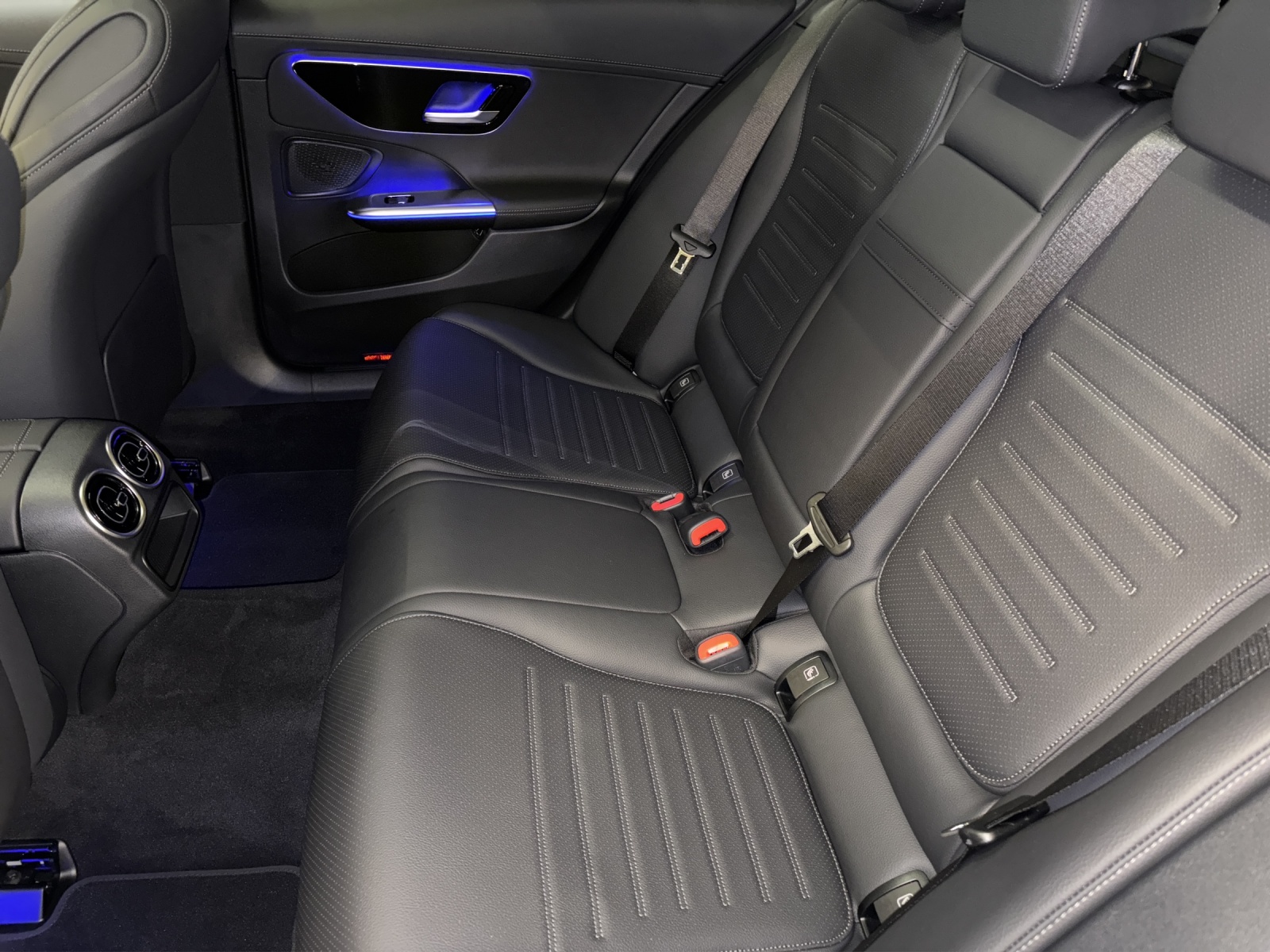 MERCEDES-BENZ C 200 4M Break-image-10