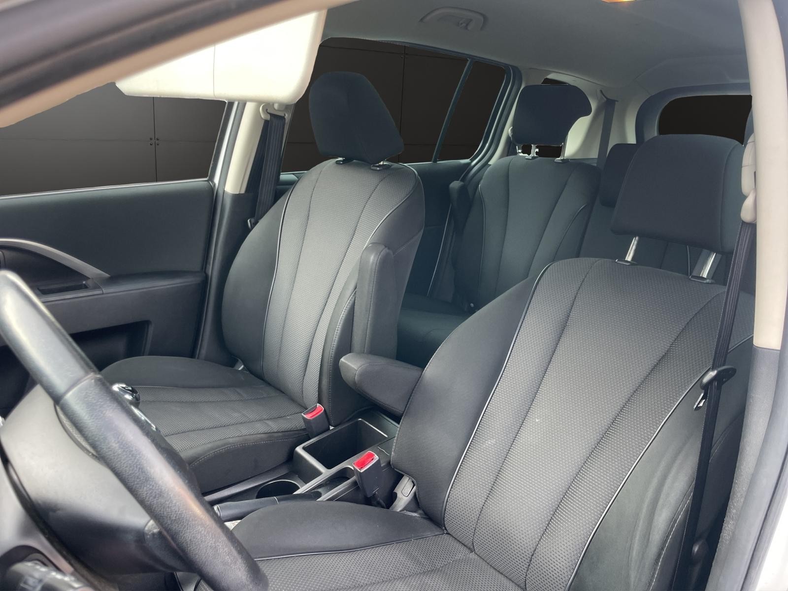 MAZDA 5 2.0 16V Voila ma Suisse Edition+-image-8