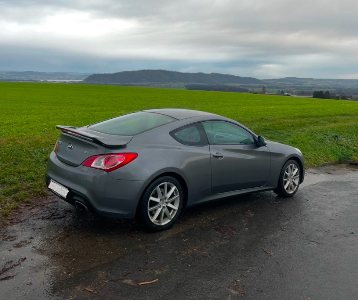 HYUNDAI Genesis 2.0 Turbo