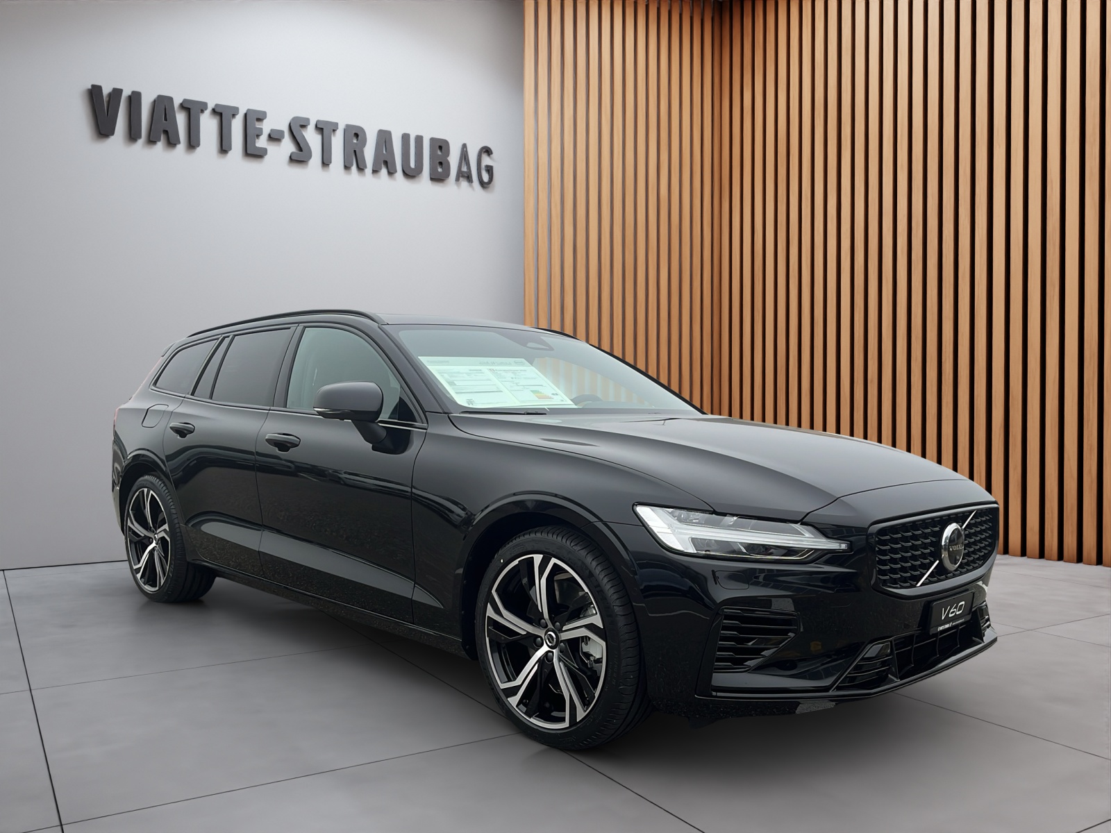 VOLVO V60 2.0 T6 TE Ultra Dark eAWD-showroom-element-1