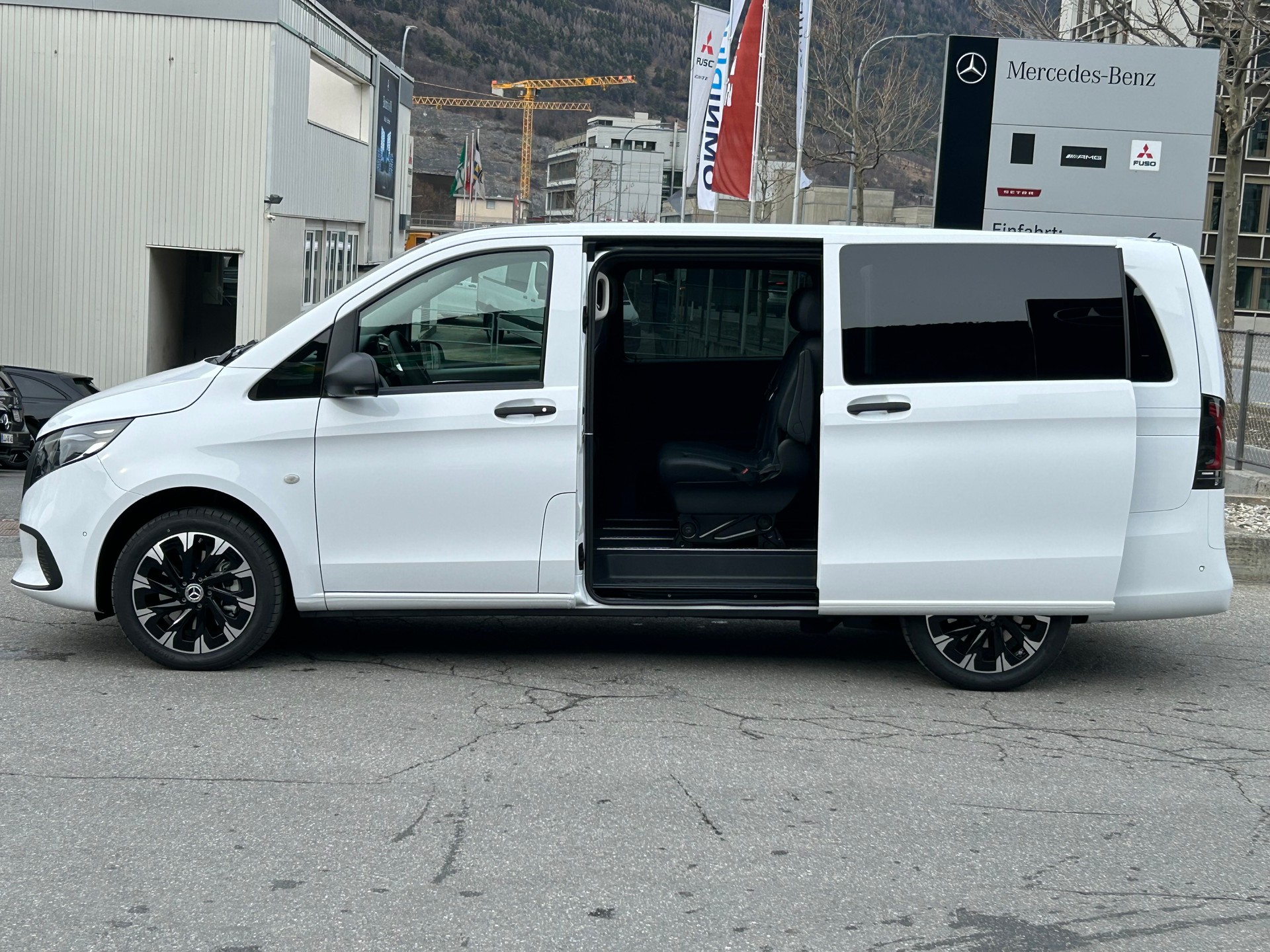 MERCEDES-BENZ Vito 116 CDI Tourer SELECT Family-image-4