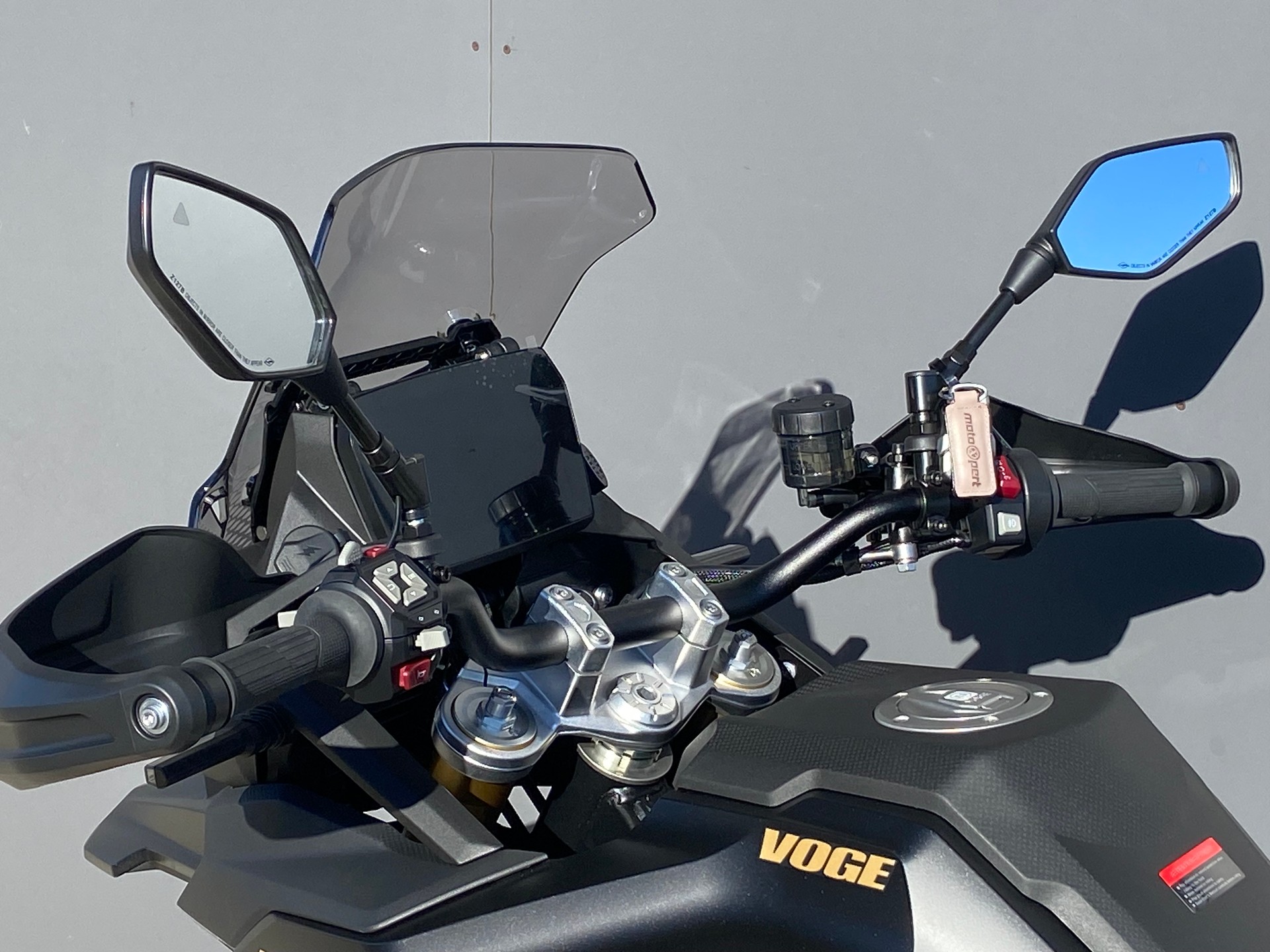 VOGE 900 DSX-image-15