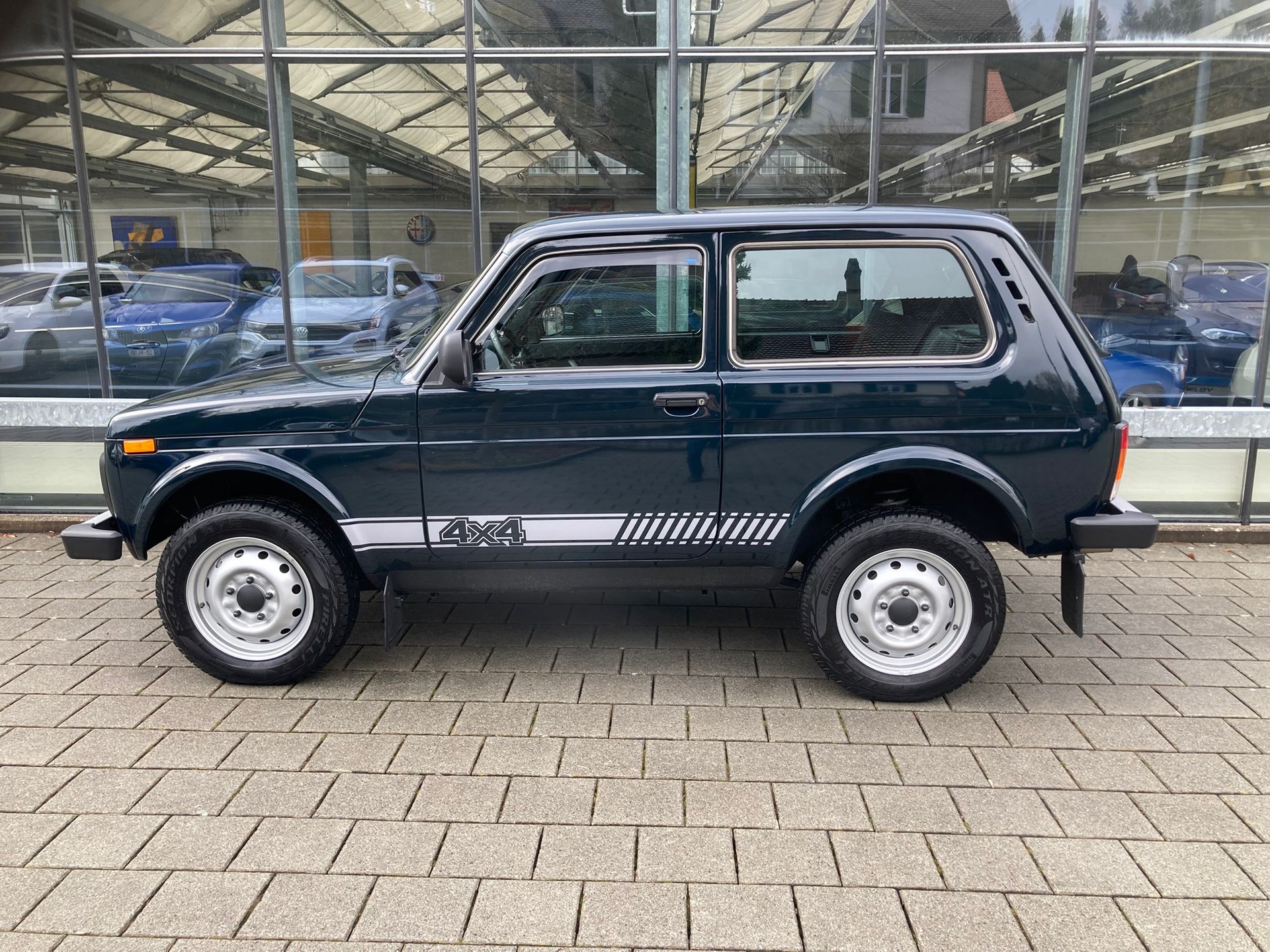 LADA Niva M Classic 4x4 1.7i-image-6