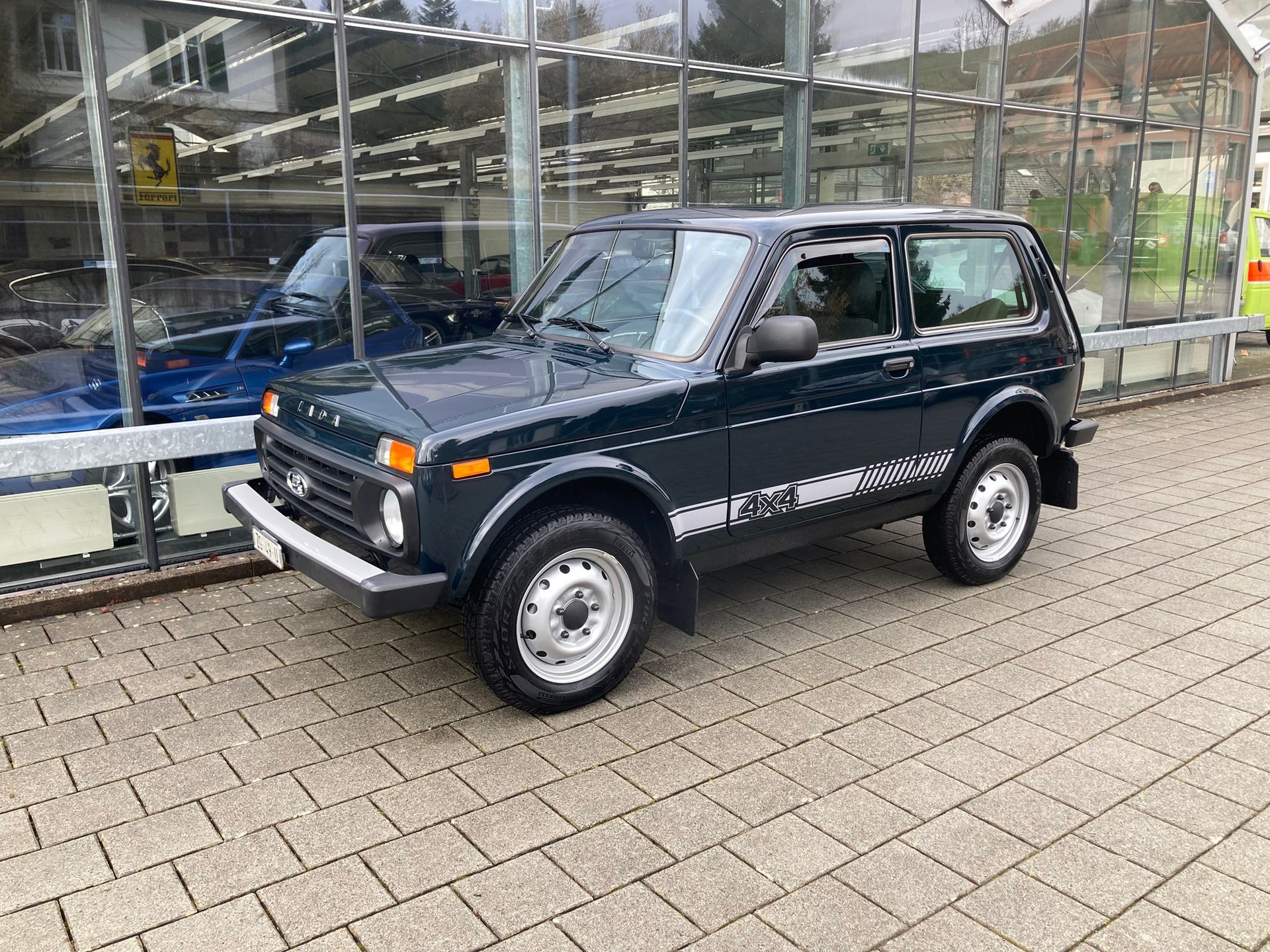 LADA Niva M Classic 4x4 1.7i-showroom-element-3