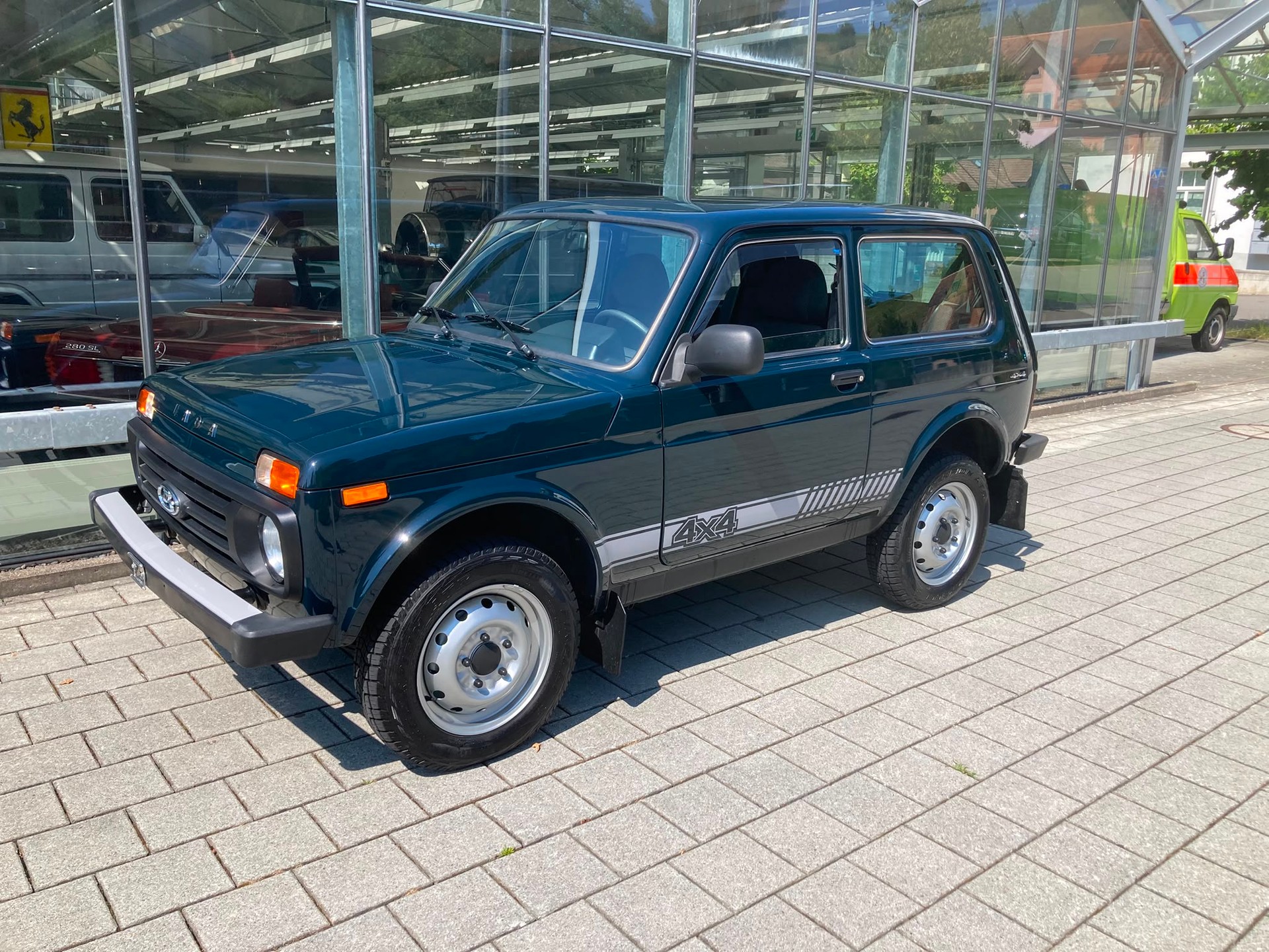 LADA Niva M Classic 4x4 1.7i-image-7
