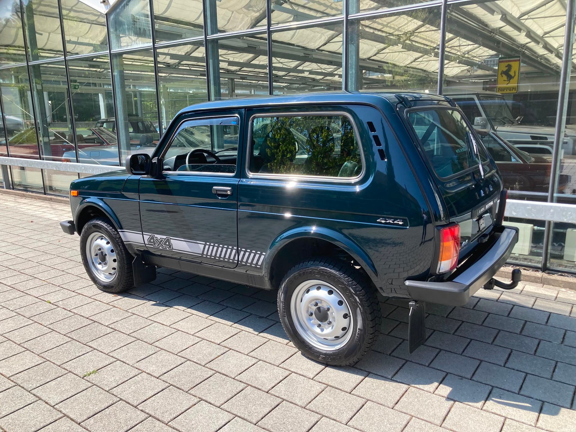 LADA Niva M Classic 4x4 1.7i-image-5