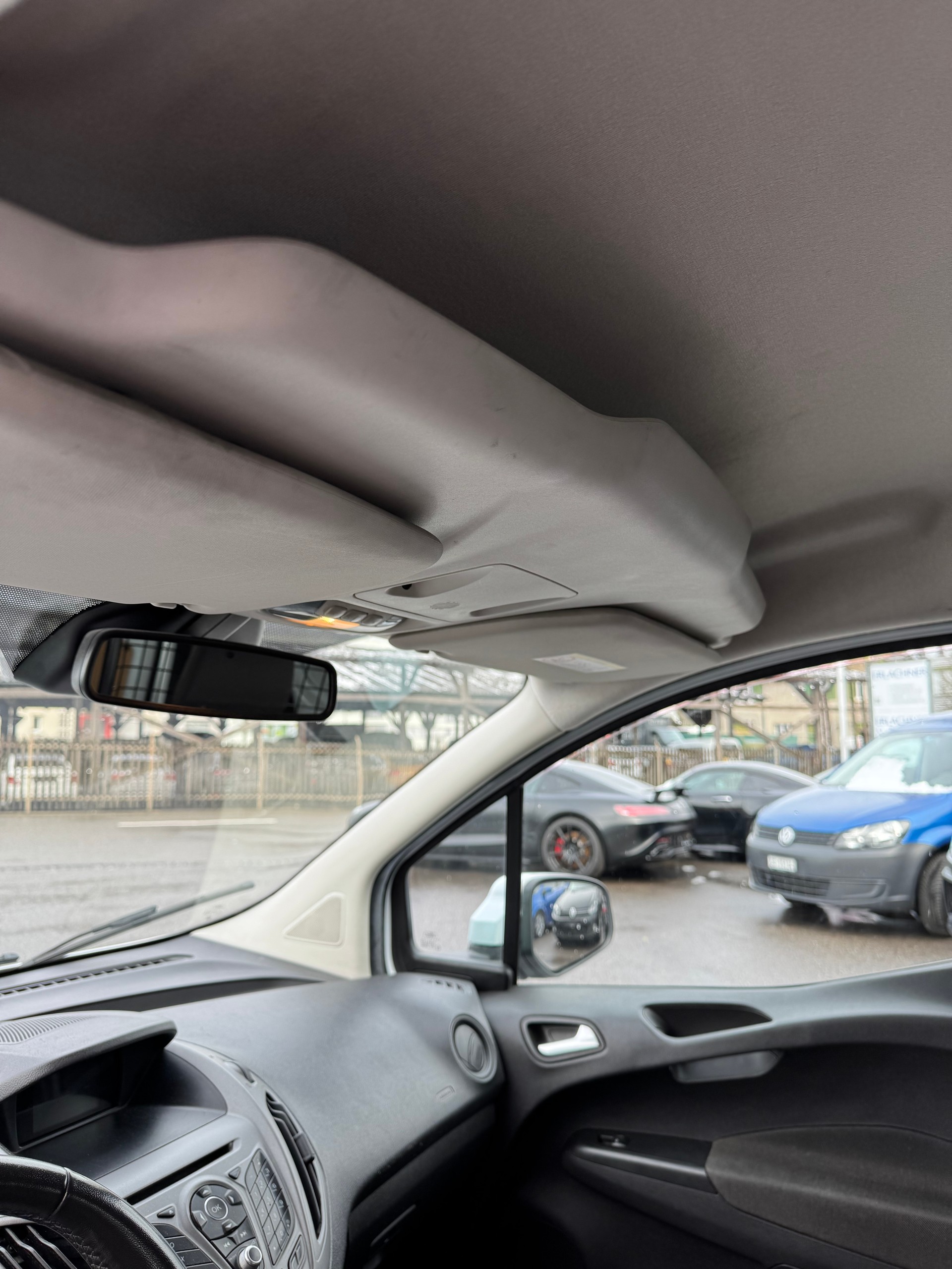 FORD Transit Courier Van 1.0 EcoBoost Trend-image-13