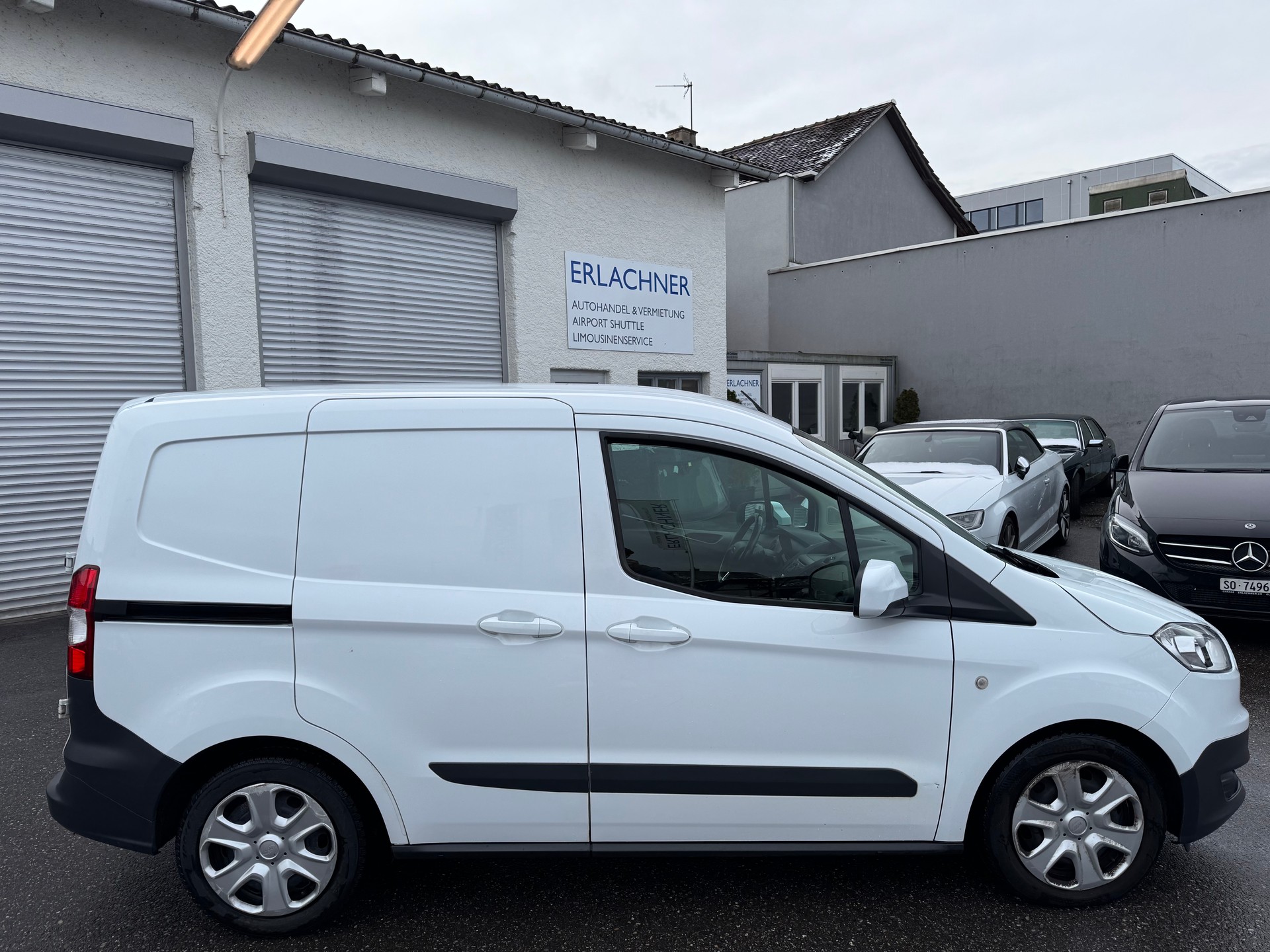 FORD Transit Courier Van 1.0 EcoBoost Trend-image-6