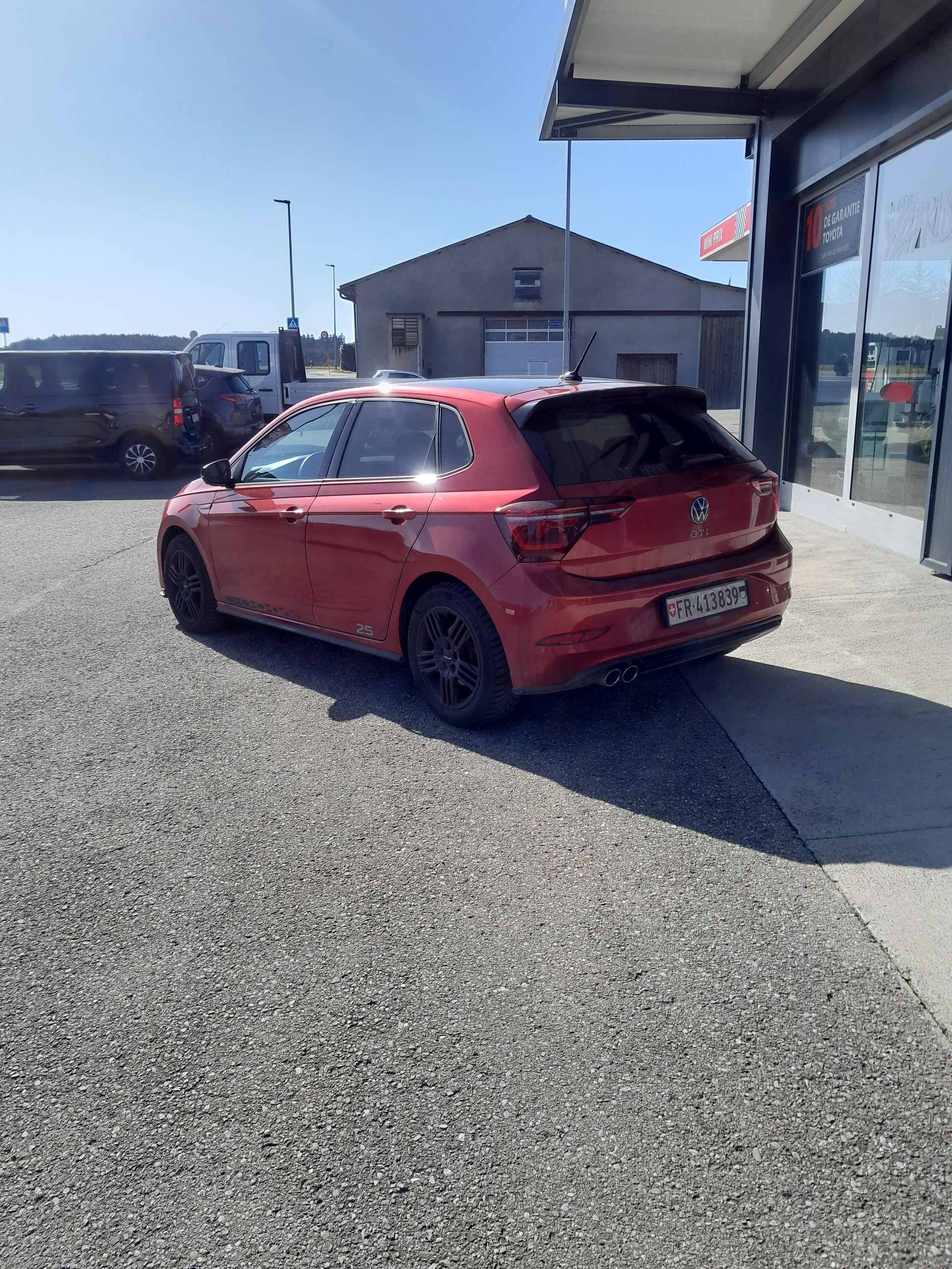 VW Polo 2.0 TSI GTI United DSG-image-4