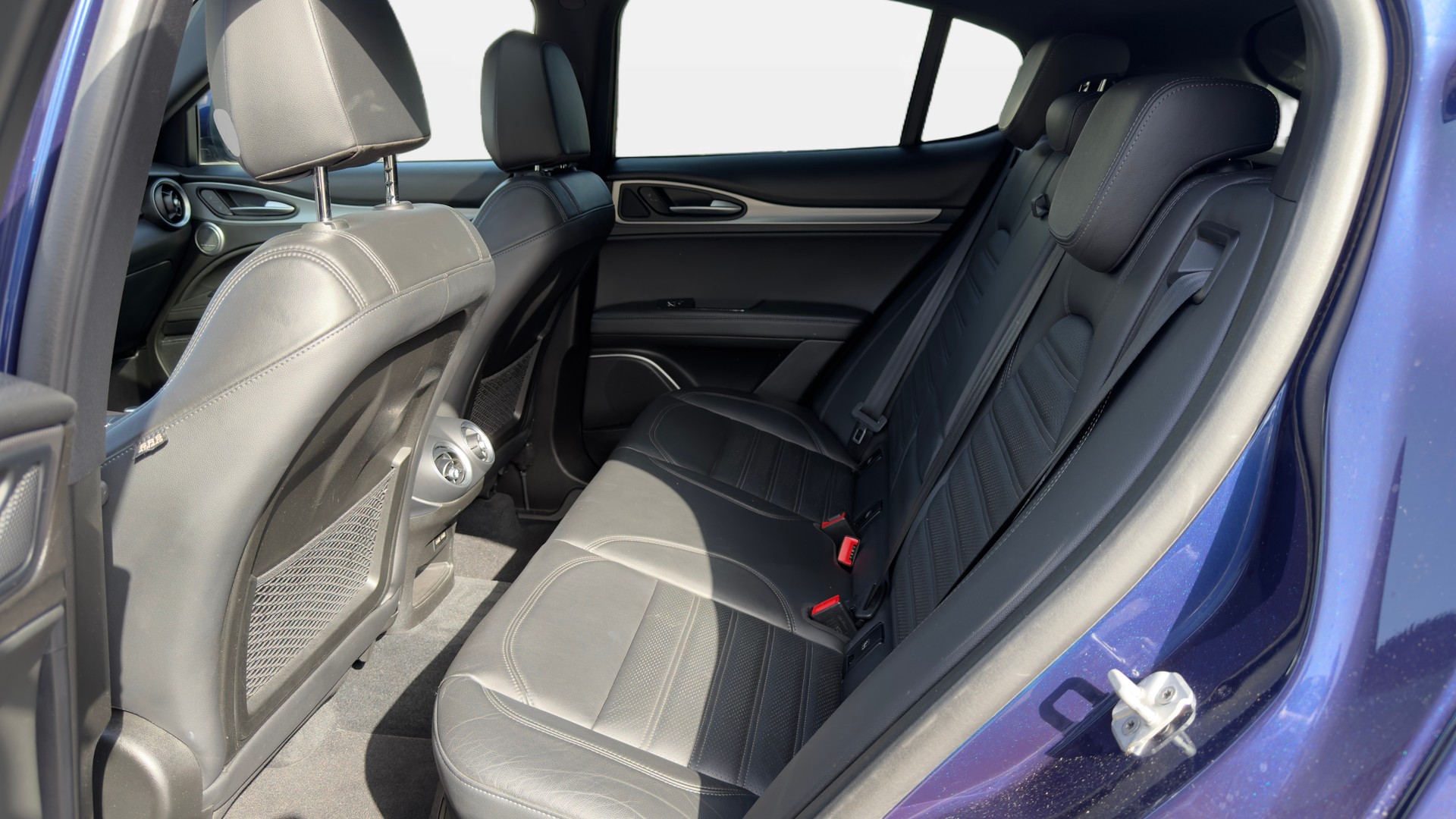 ALFA ROMEO Stelvio 2.2 JTDM Veloce Q4 Automatic-image-18