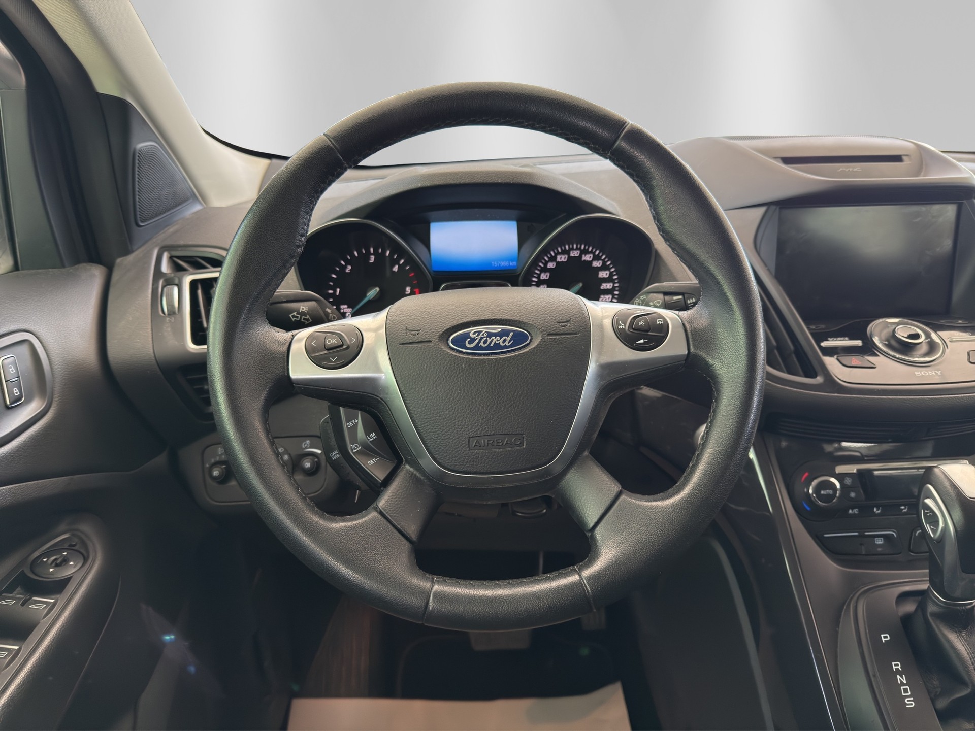FORD Kuga 2.0 TDCi Titanium 4WD PowerShift-image-9