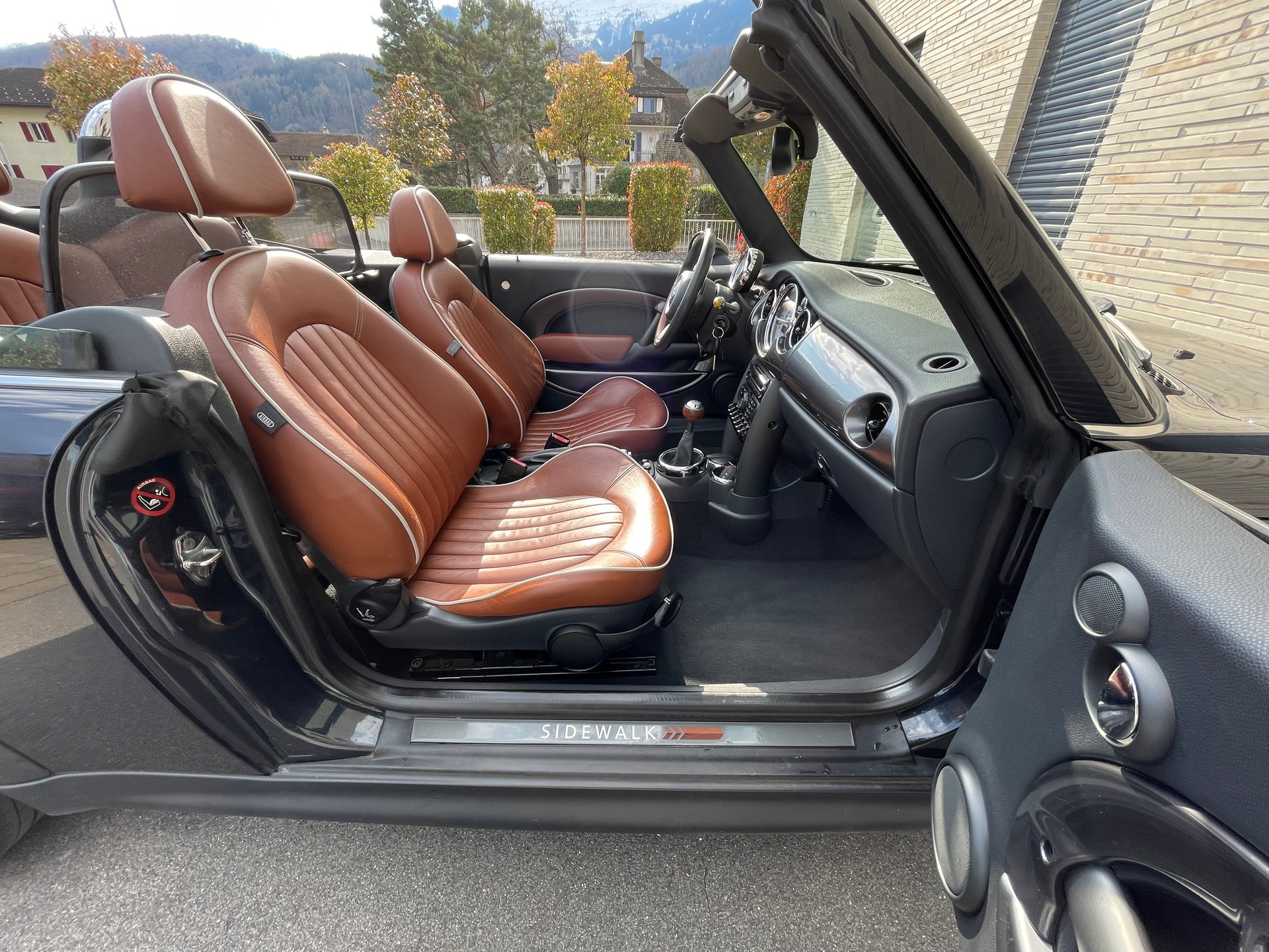 MINI Cooper S Cabriolet-image-14