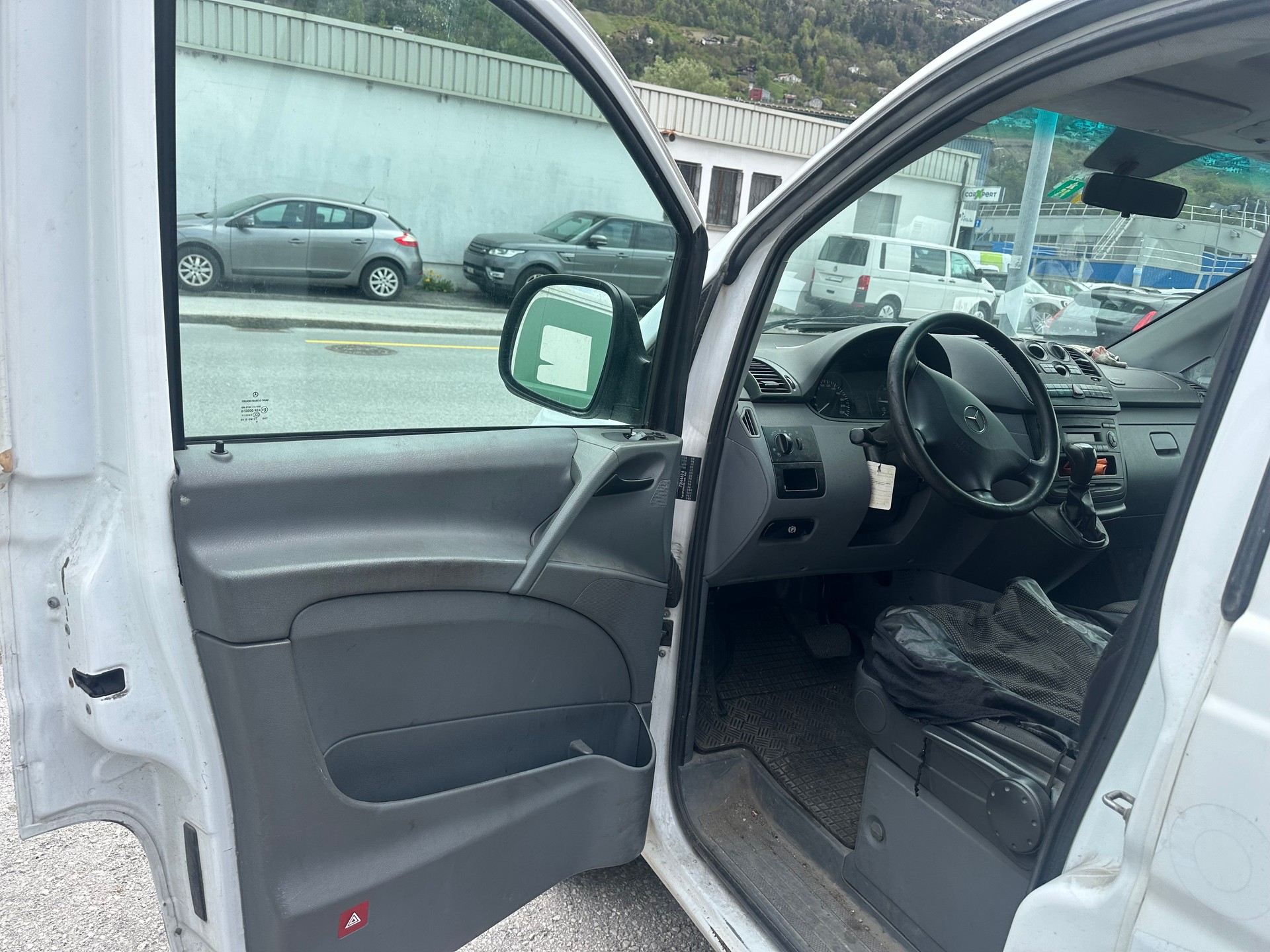 MERCEDES-BENZ Vito 111 CDI 4x4-image-6