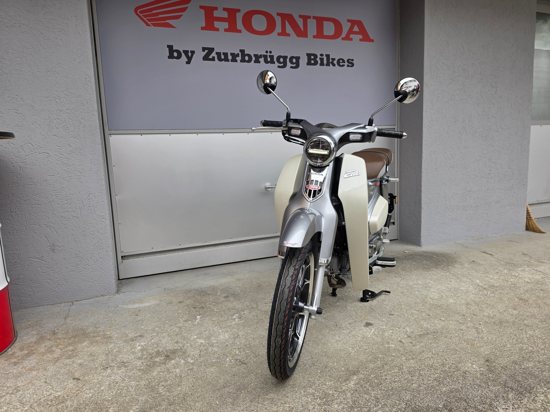HONDA C 125 Super Cub-image-2