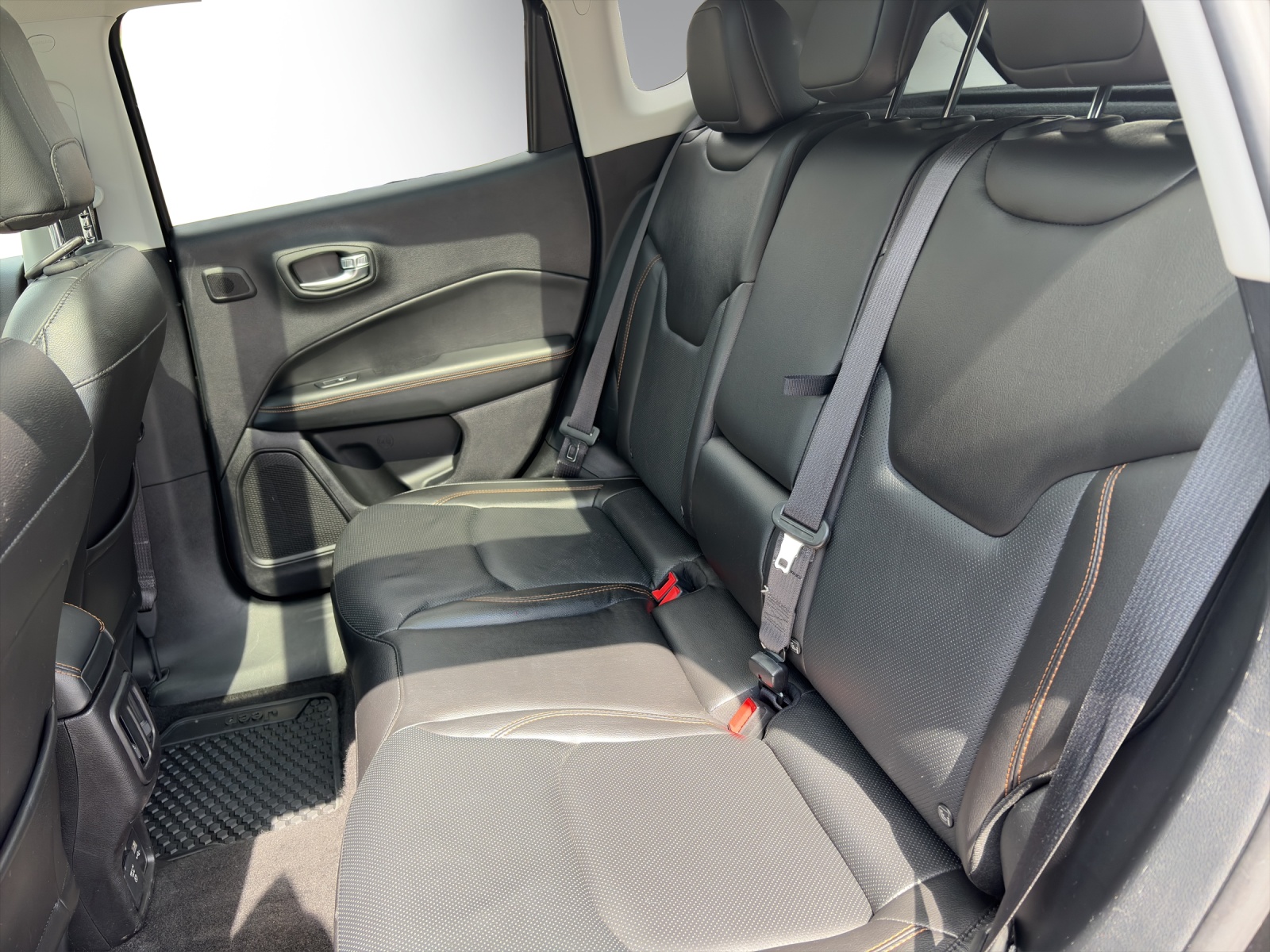 JEEP Compass 2.0CRD LimitedAWD-image-9