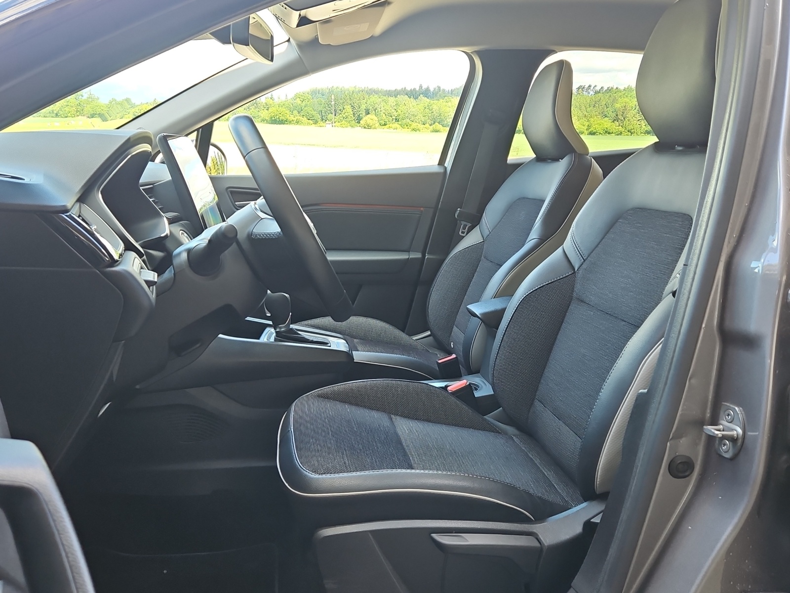MITSUBISHI ASX 1.6 HEV Intense-image-6