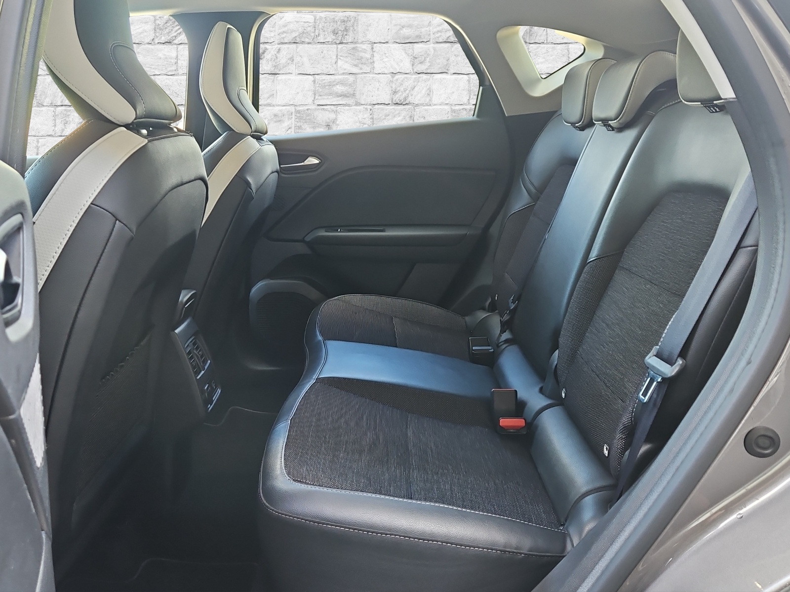 MITSUBISHI ASX 1.6 HEV Intense-image-7