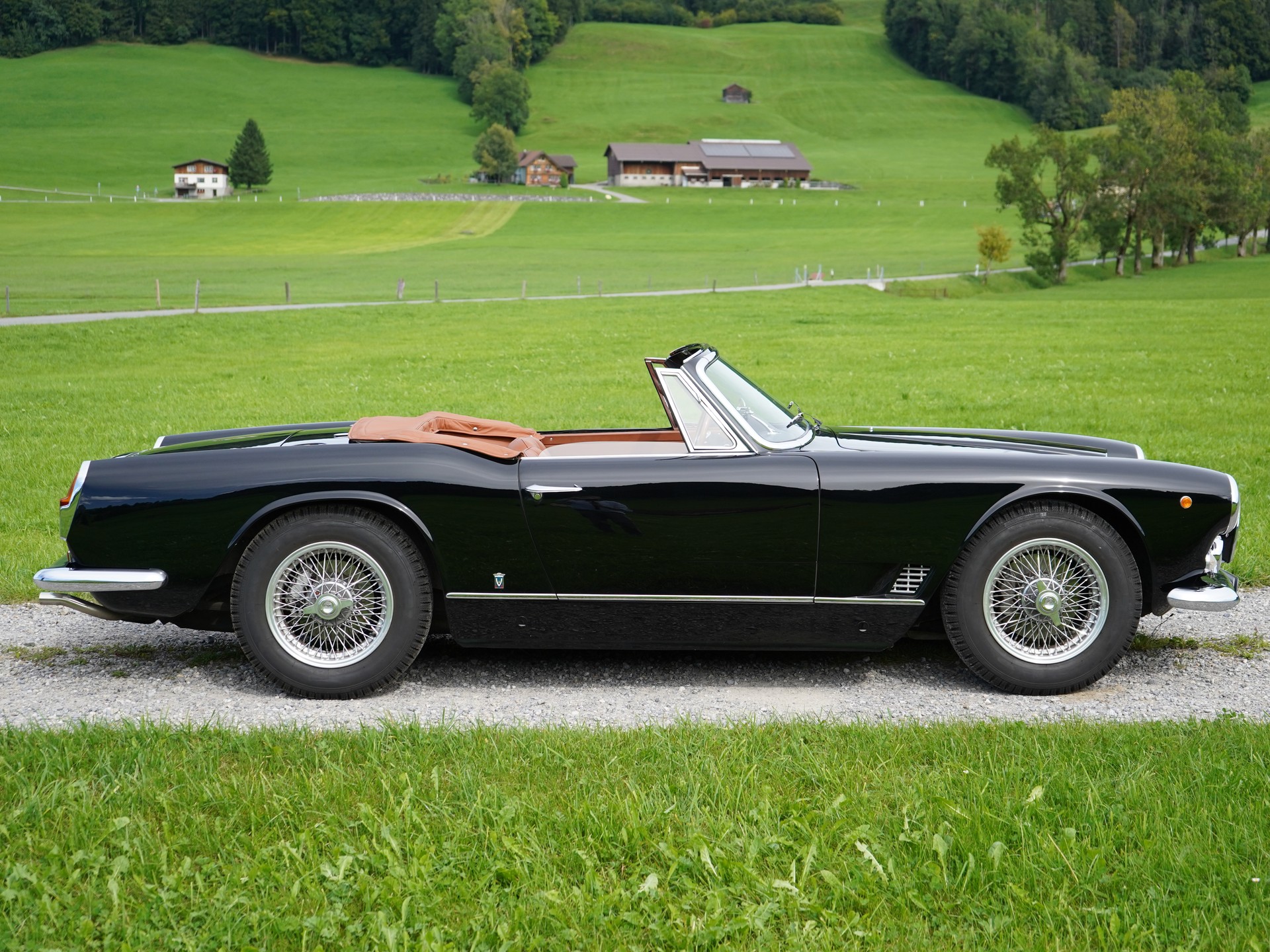 MASERATI 3500 GT Vignale Spyder-image-4