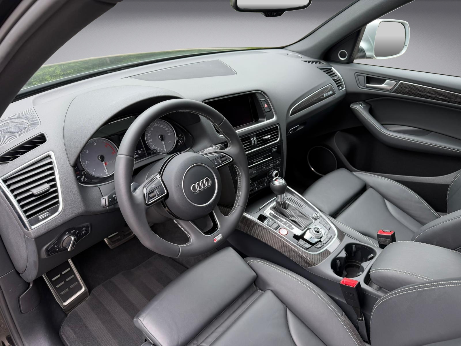 AUDI SQ5 3.0 TDI quattro tiptronic-image-8