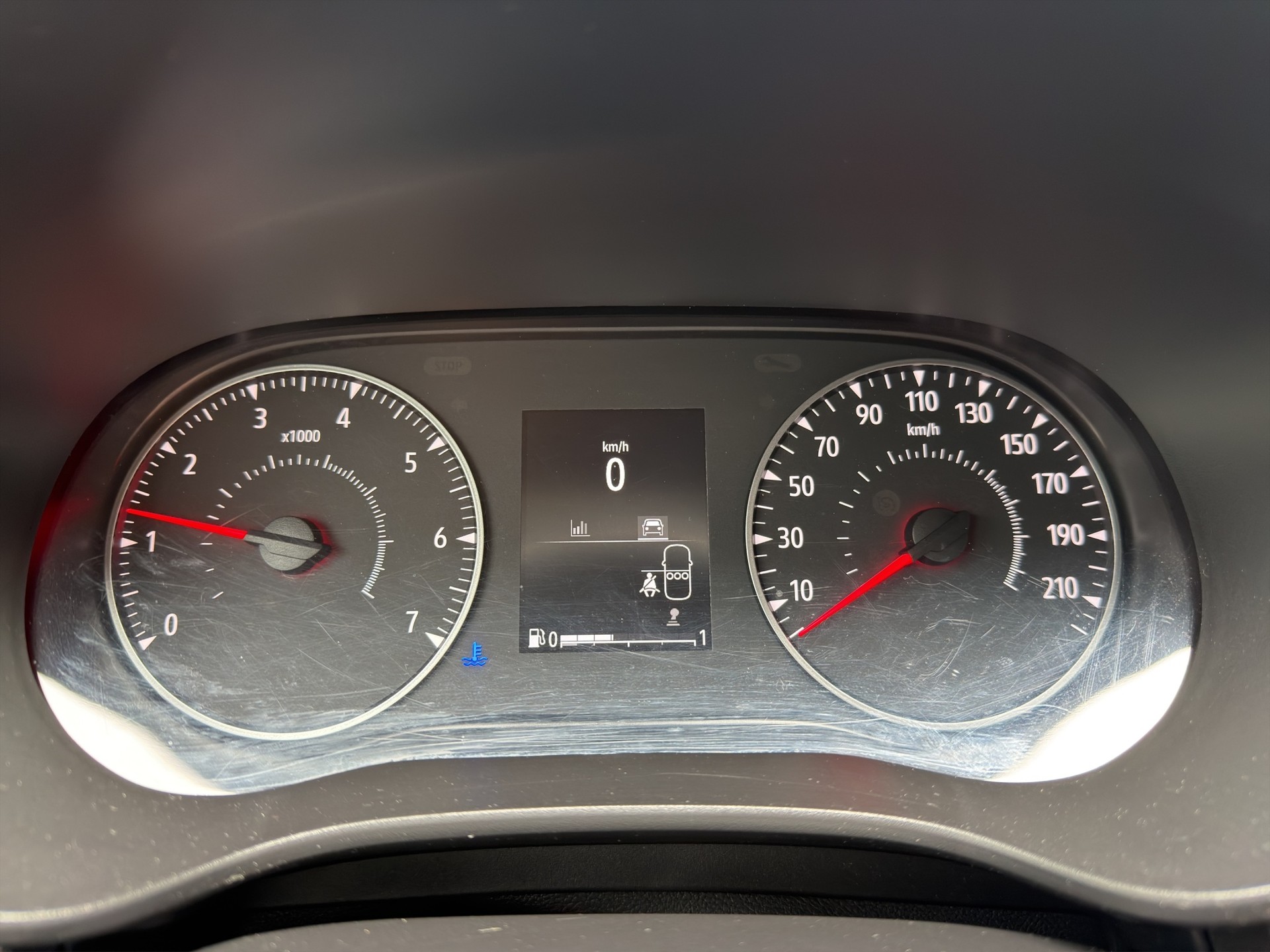 DACIA Jogger 1.0 TCe Extreme-image-8
