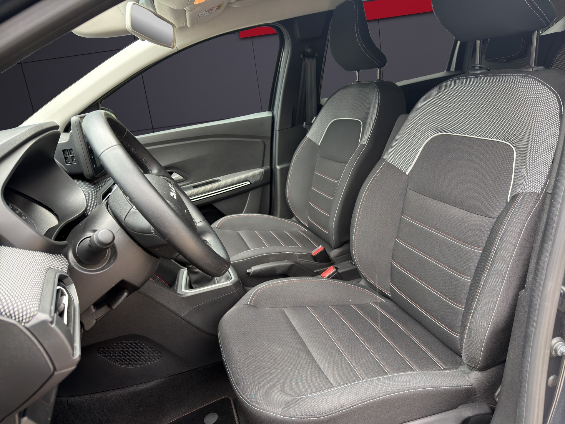 DACIA Jogger 1.0 TCe Extreme-image-5