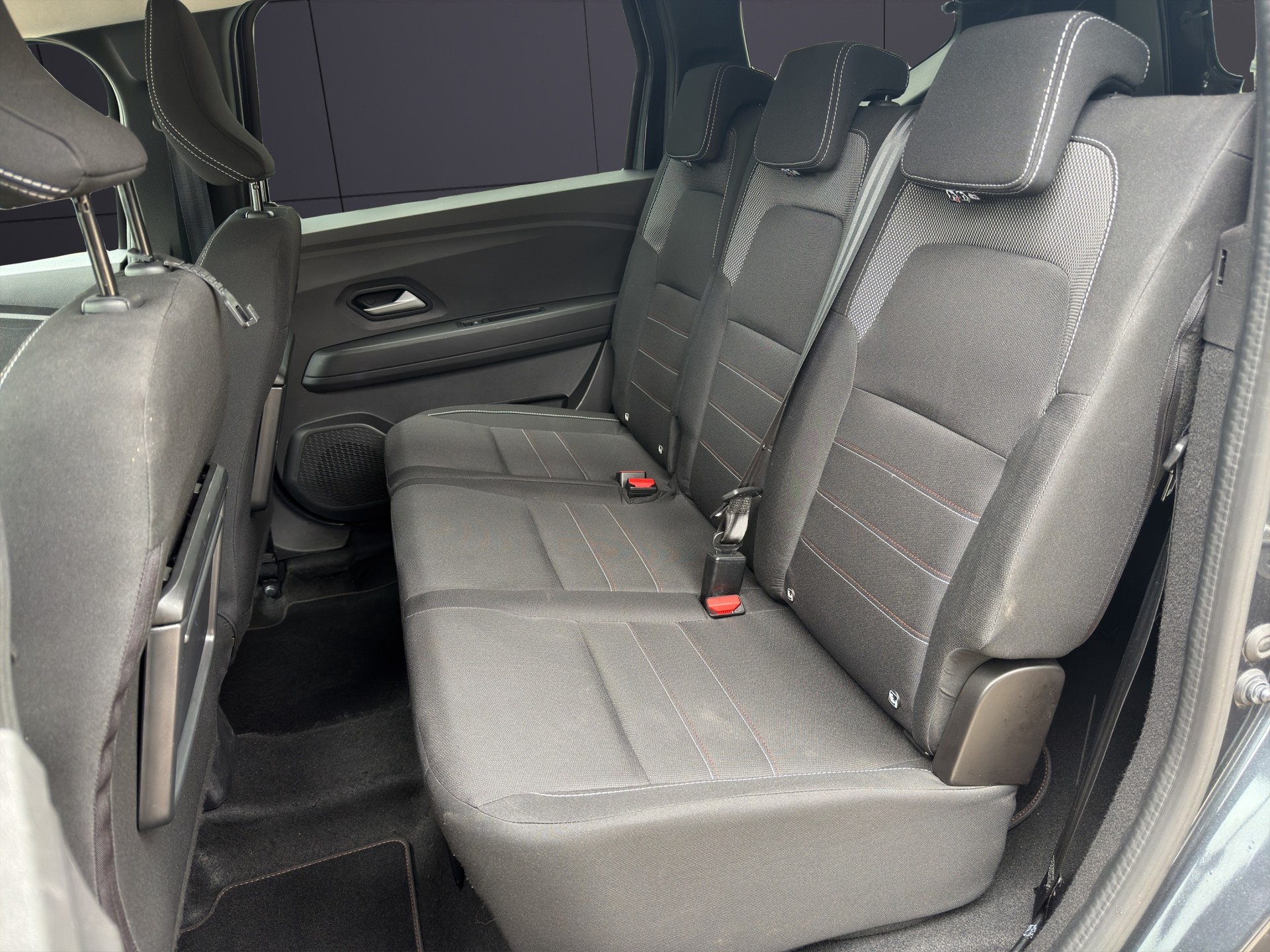 DACIA Jogger 1.0 TCe Extreme-image-6