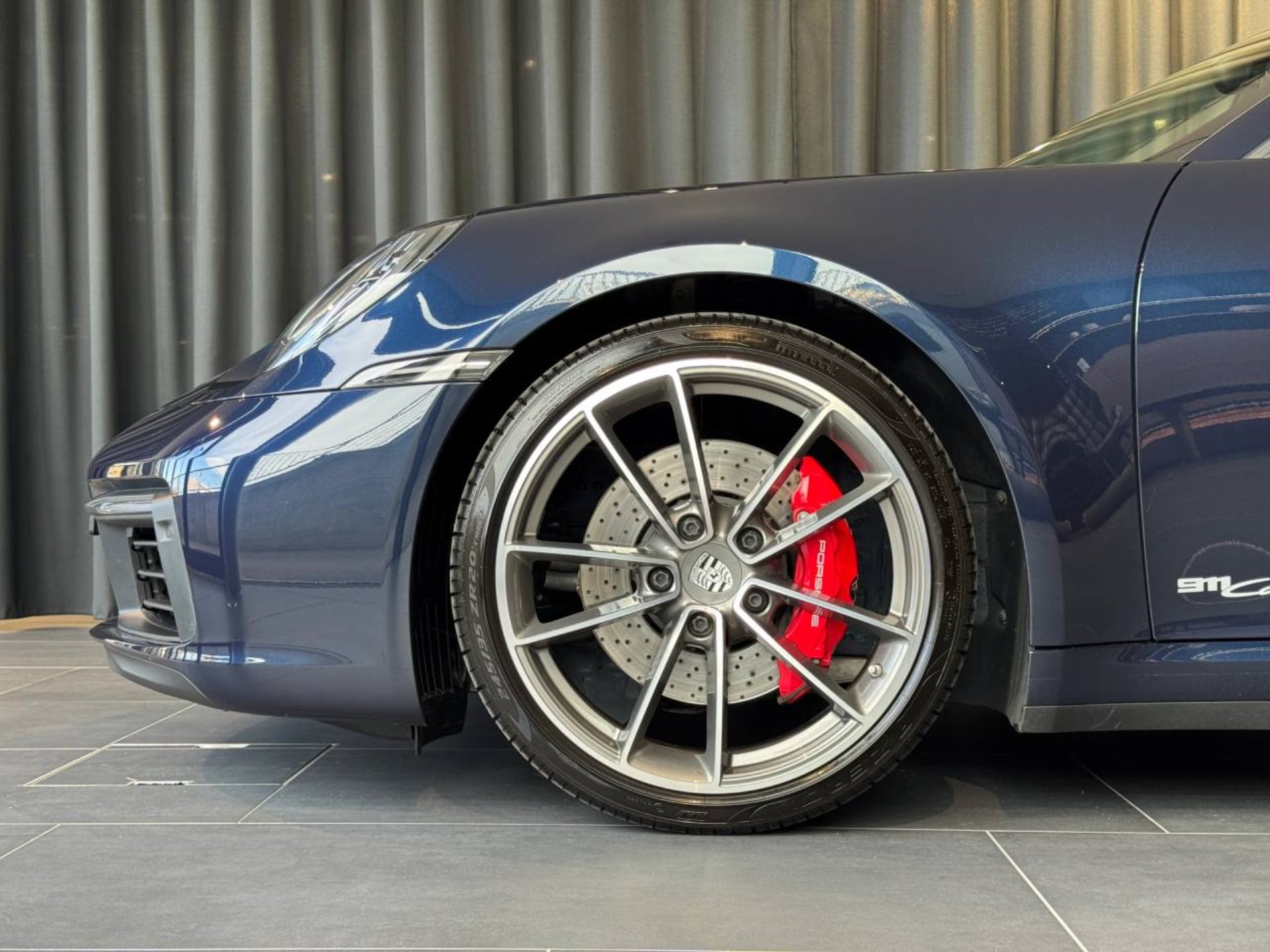 PORSCHE 911 Carrera 4S Cabriolet-image-10