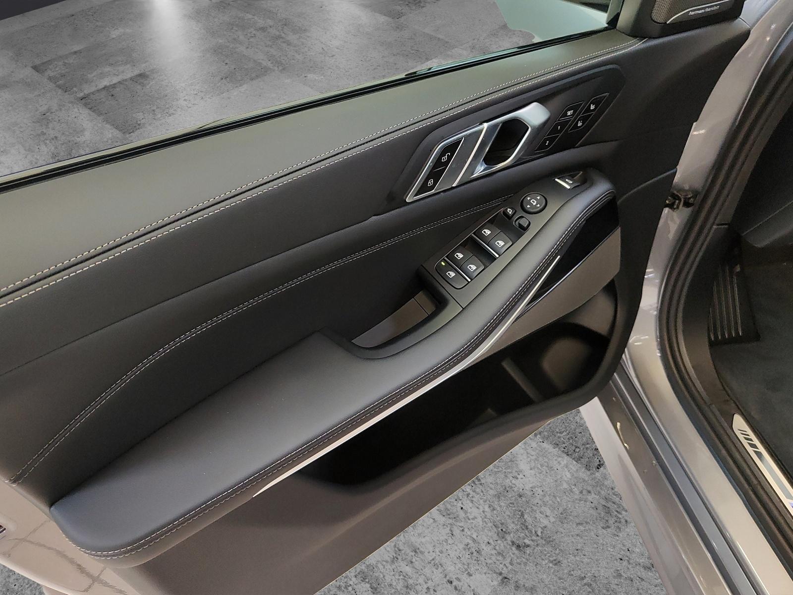 BMW X5 30d xDrive SAG-image-14